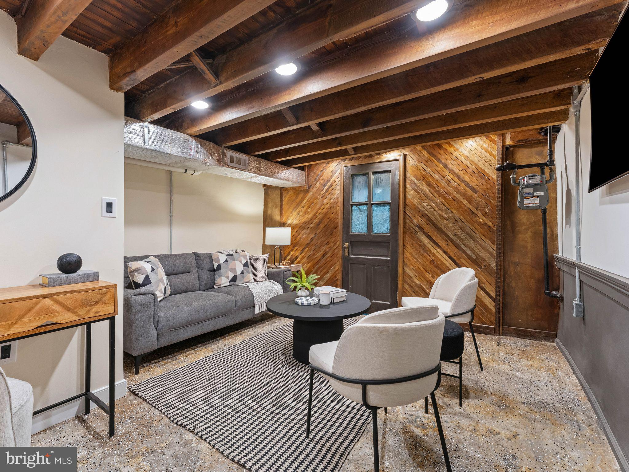 WEST PASSYUNK - Residential