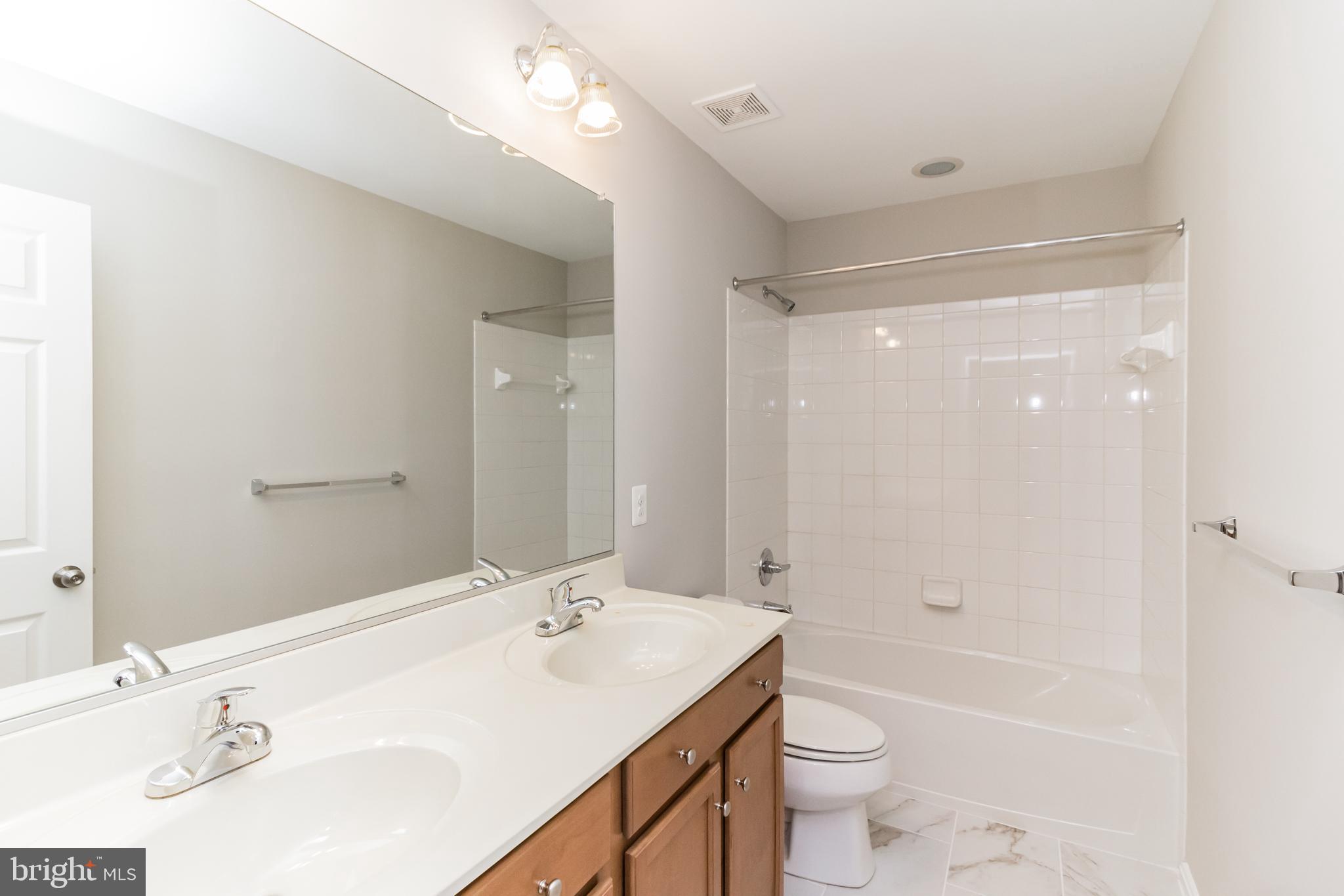 BRINKLEY MANOR - Residential