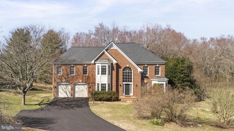 10811 LOCKMEADE COURT GREAT FALLS VA 22066