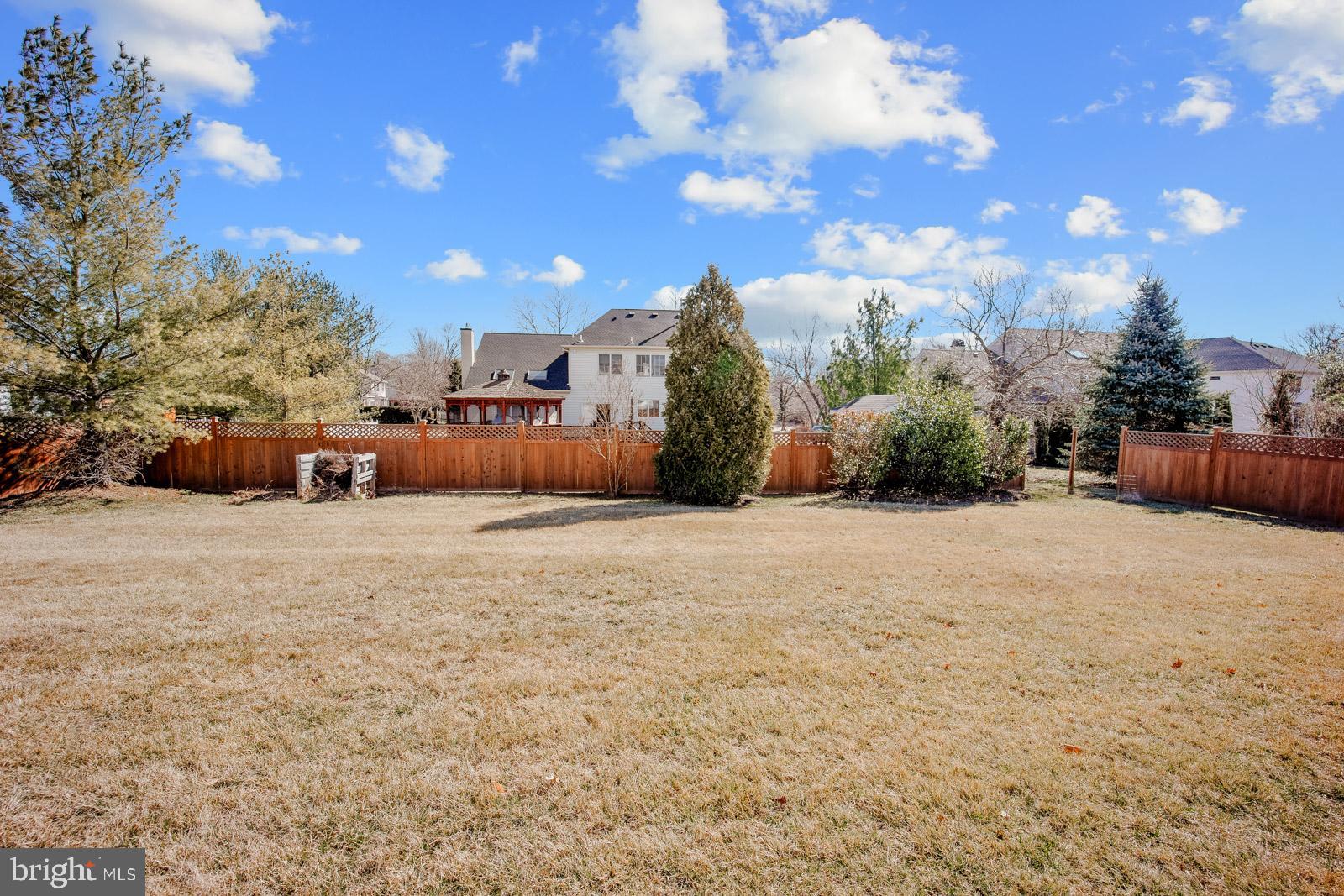 AFTON CHASE - Residential