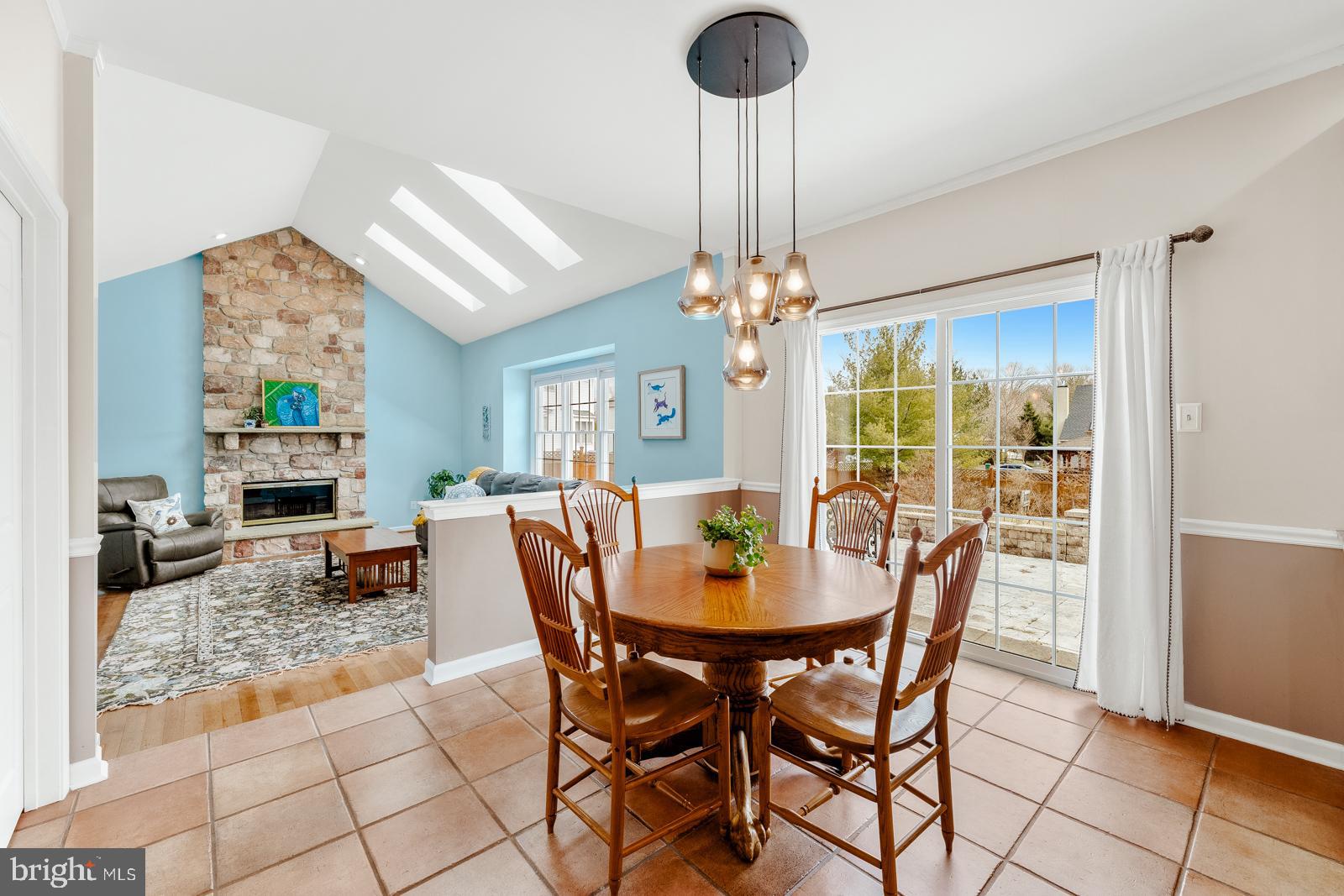 AFTON CHASE - Residential