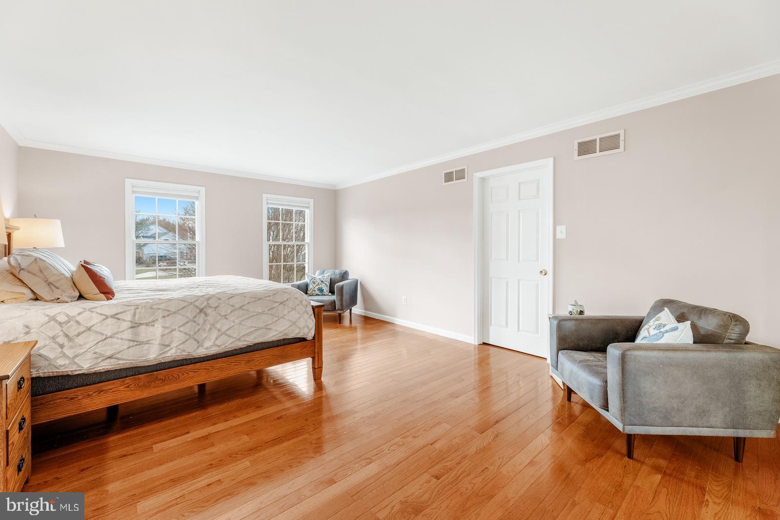 AFTON CHASE - Residential