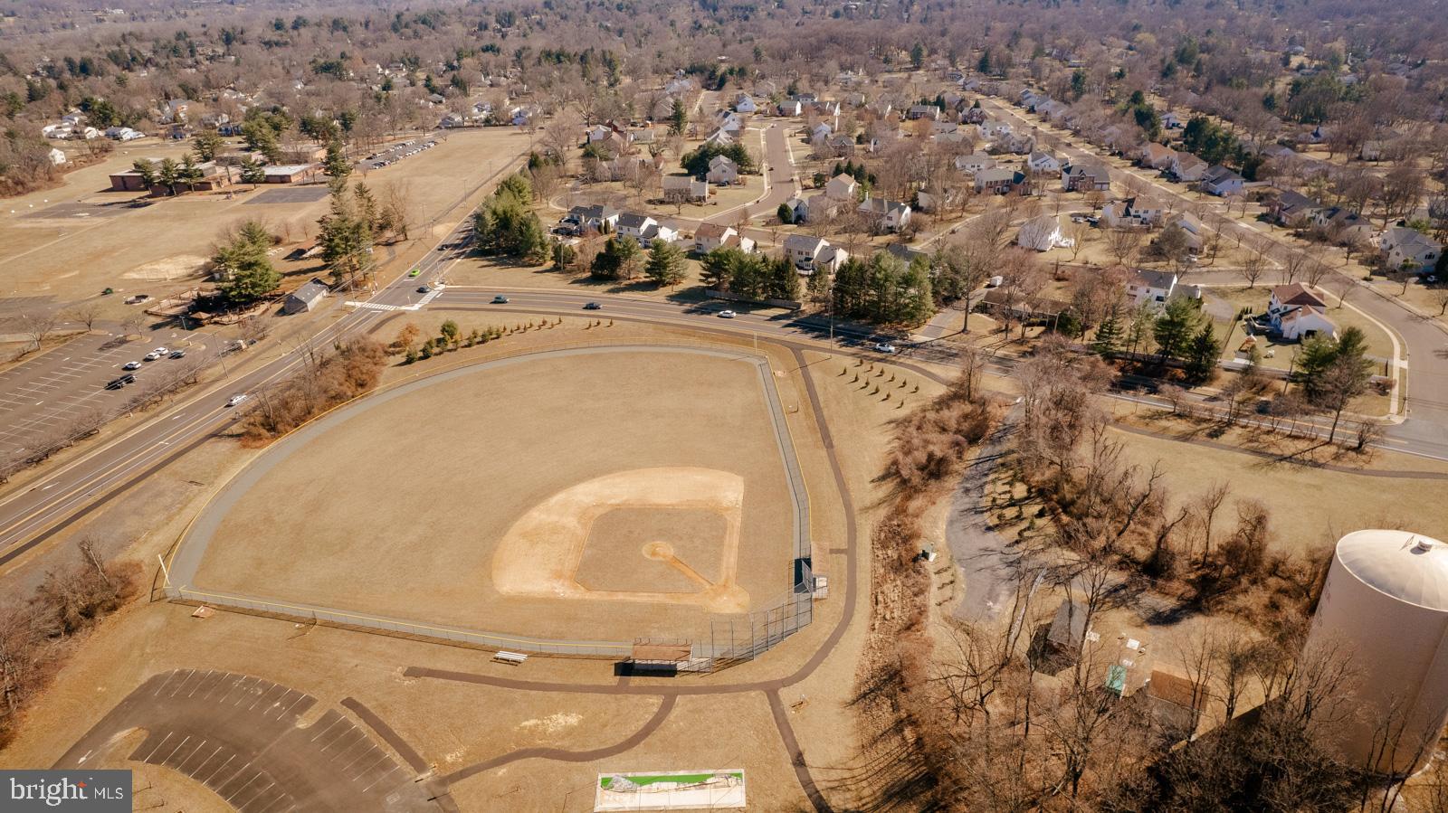 AFTON CHASE - Residential