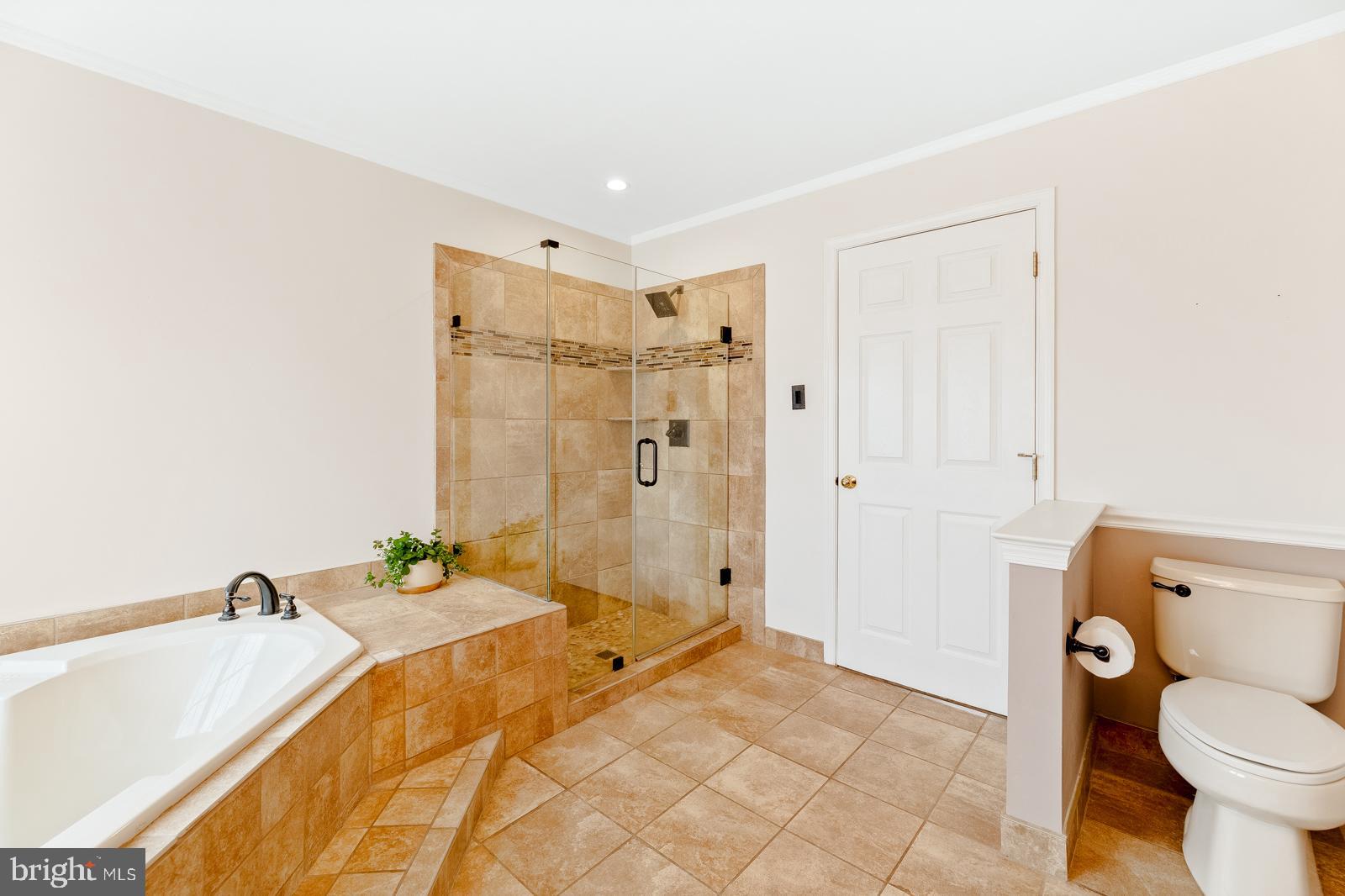 AFTON CHASE - Residential