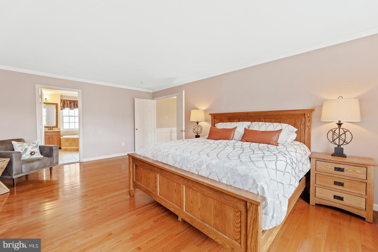 AFTON CHASE - Residential