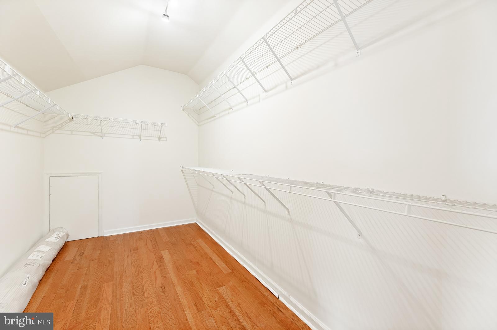 AFTON CHASE - Residential