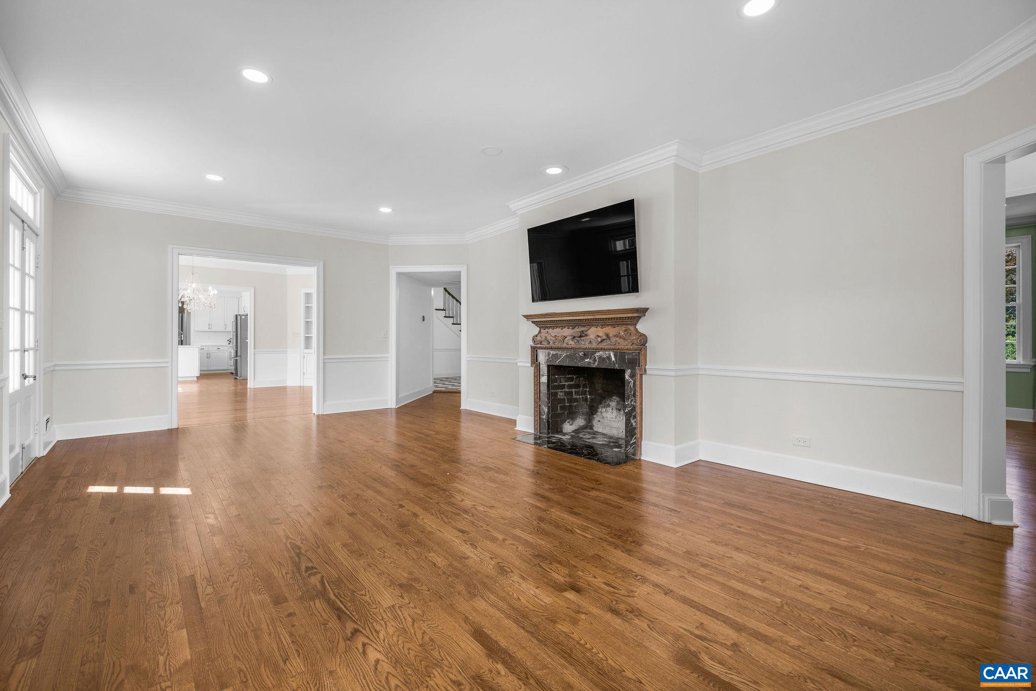 EDNAM FOREST - Residential