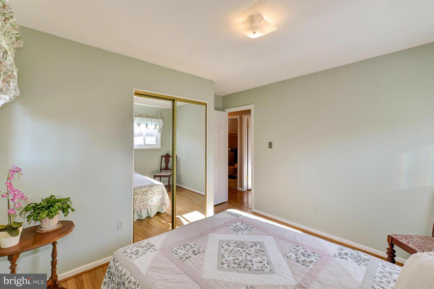 DUNN LORING WOODS - Residential