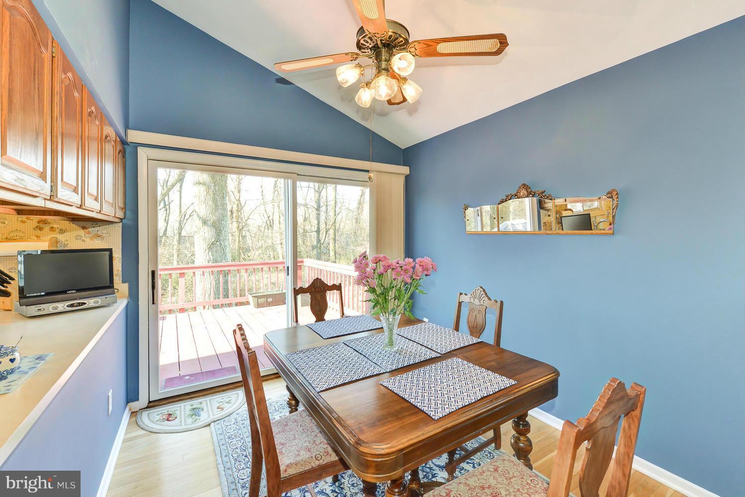 DUNN LORING WOODS - Residential