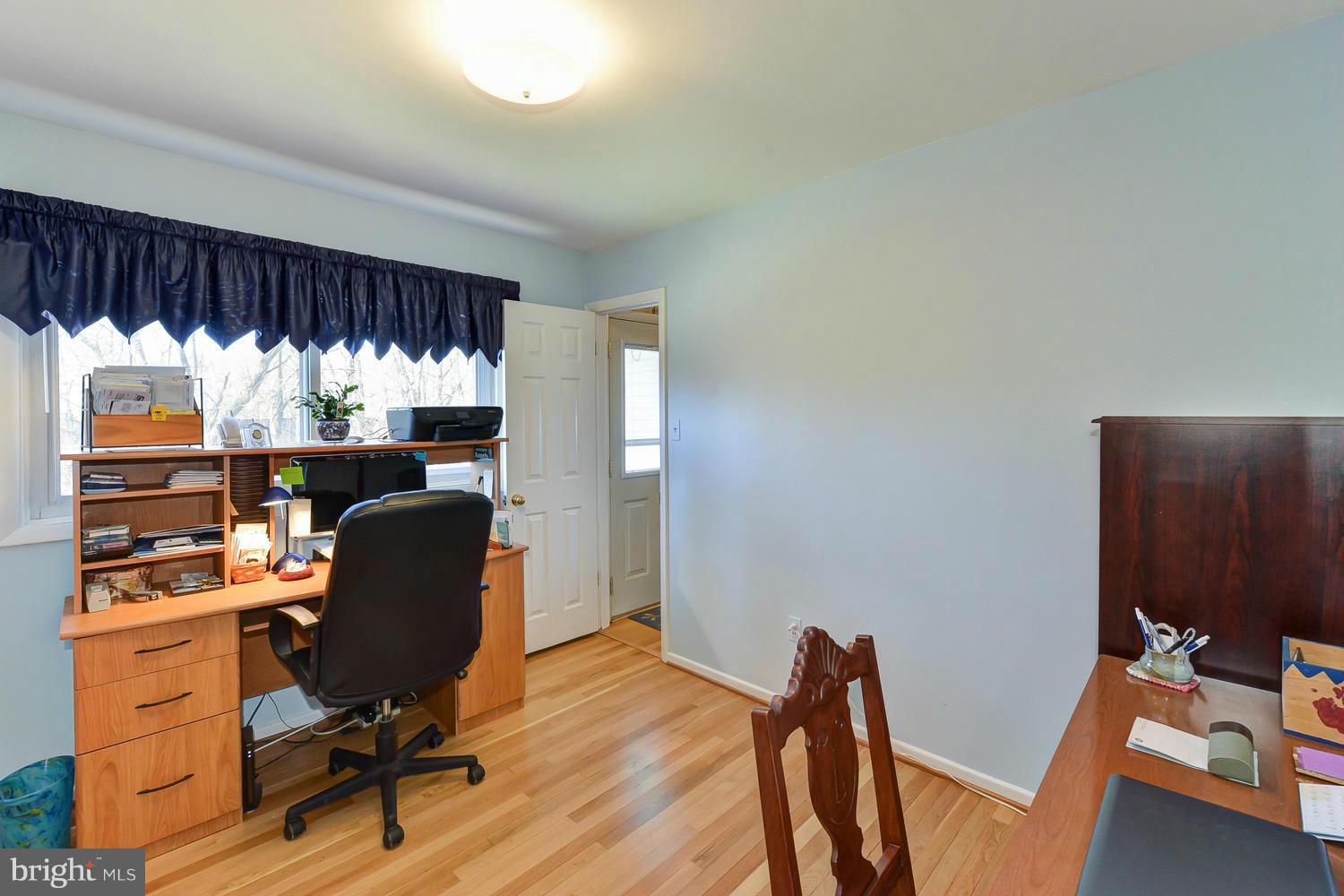 DUNN LORING WOODS - Residential