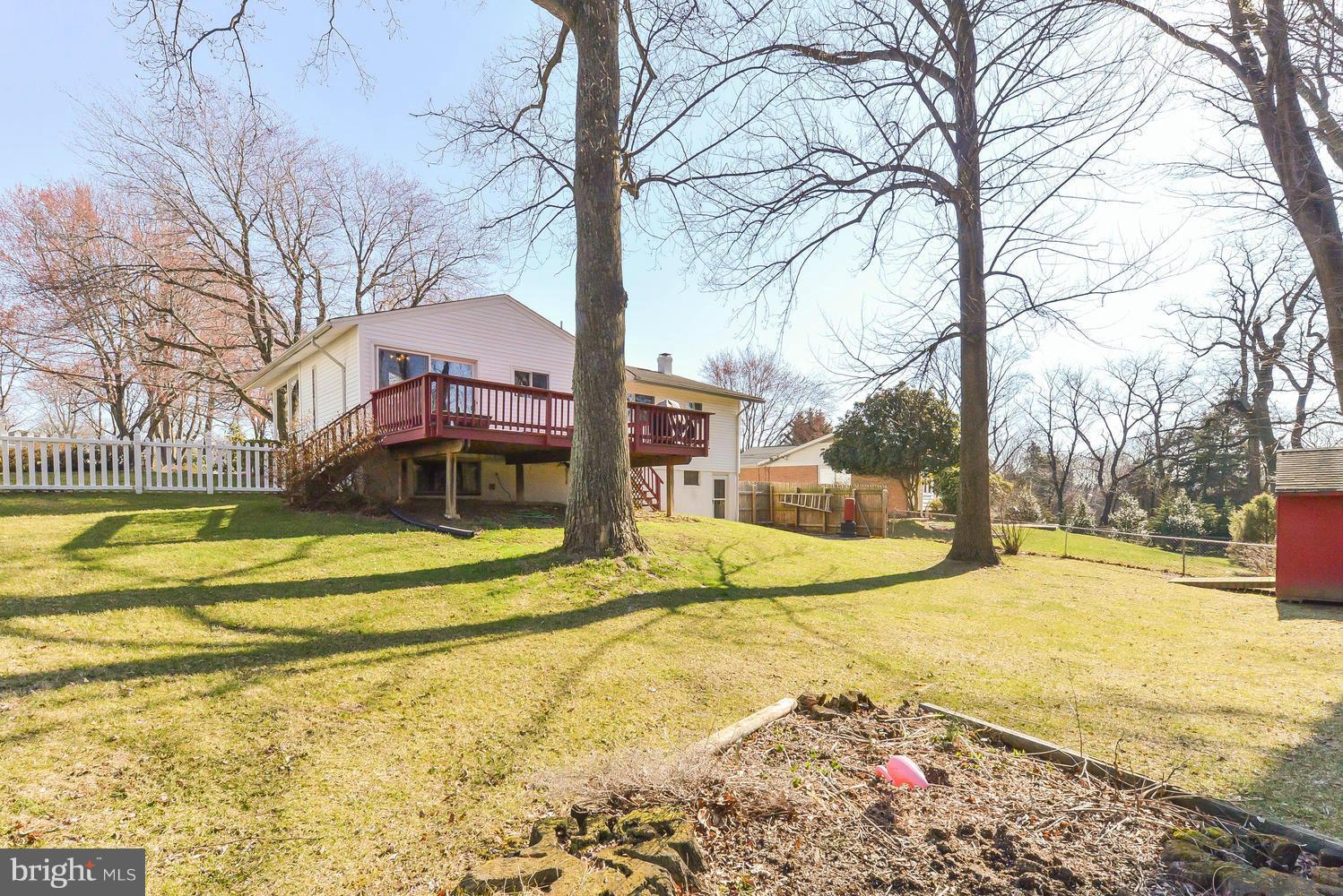 DUNN LORING WOODS - Residential