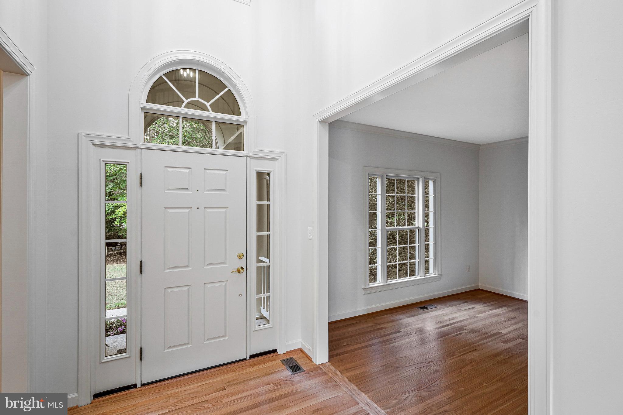 PALISADES POINTE - Residential