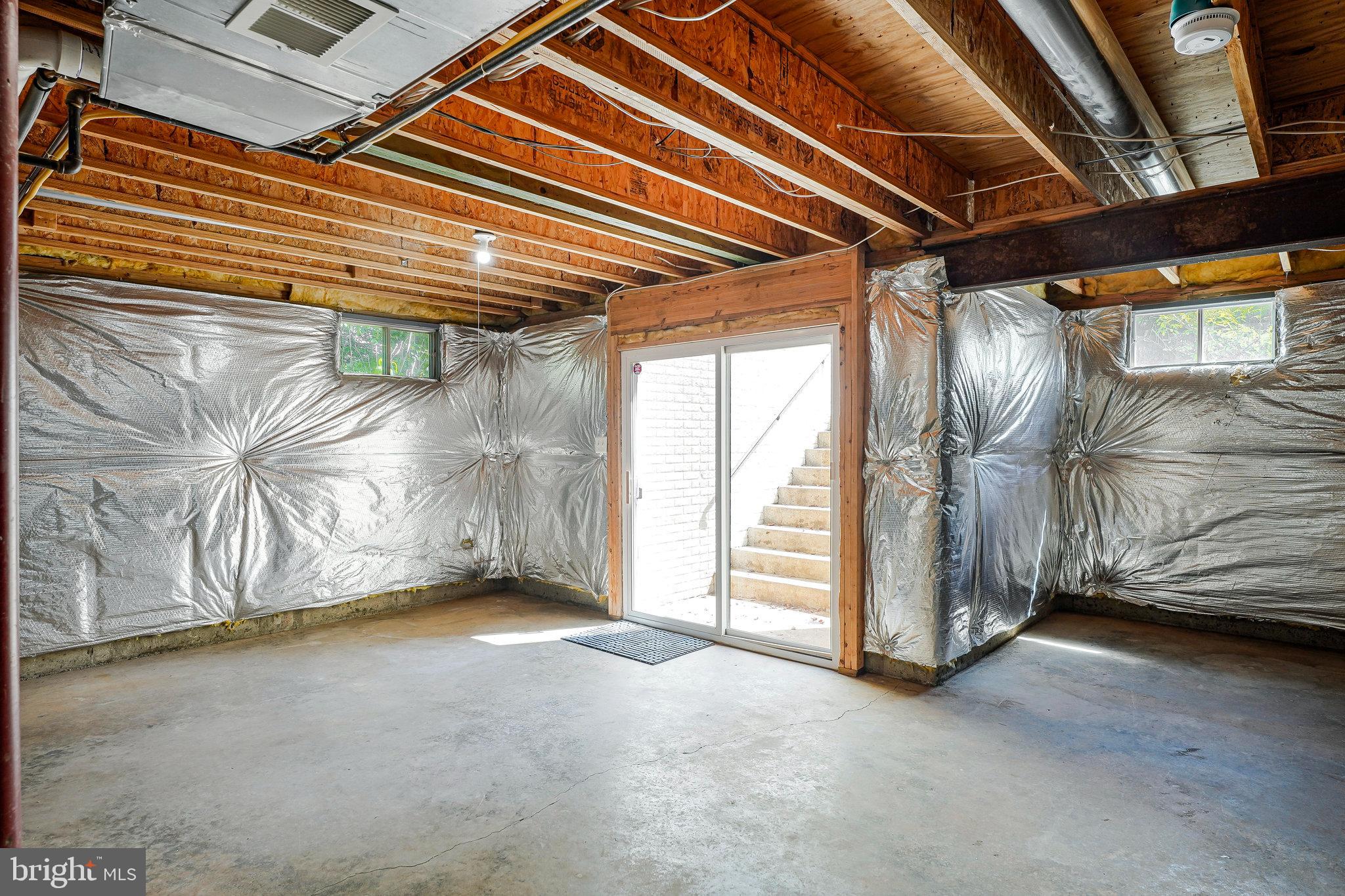 PALISADES POINTE - Residential