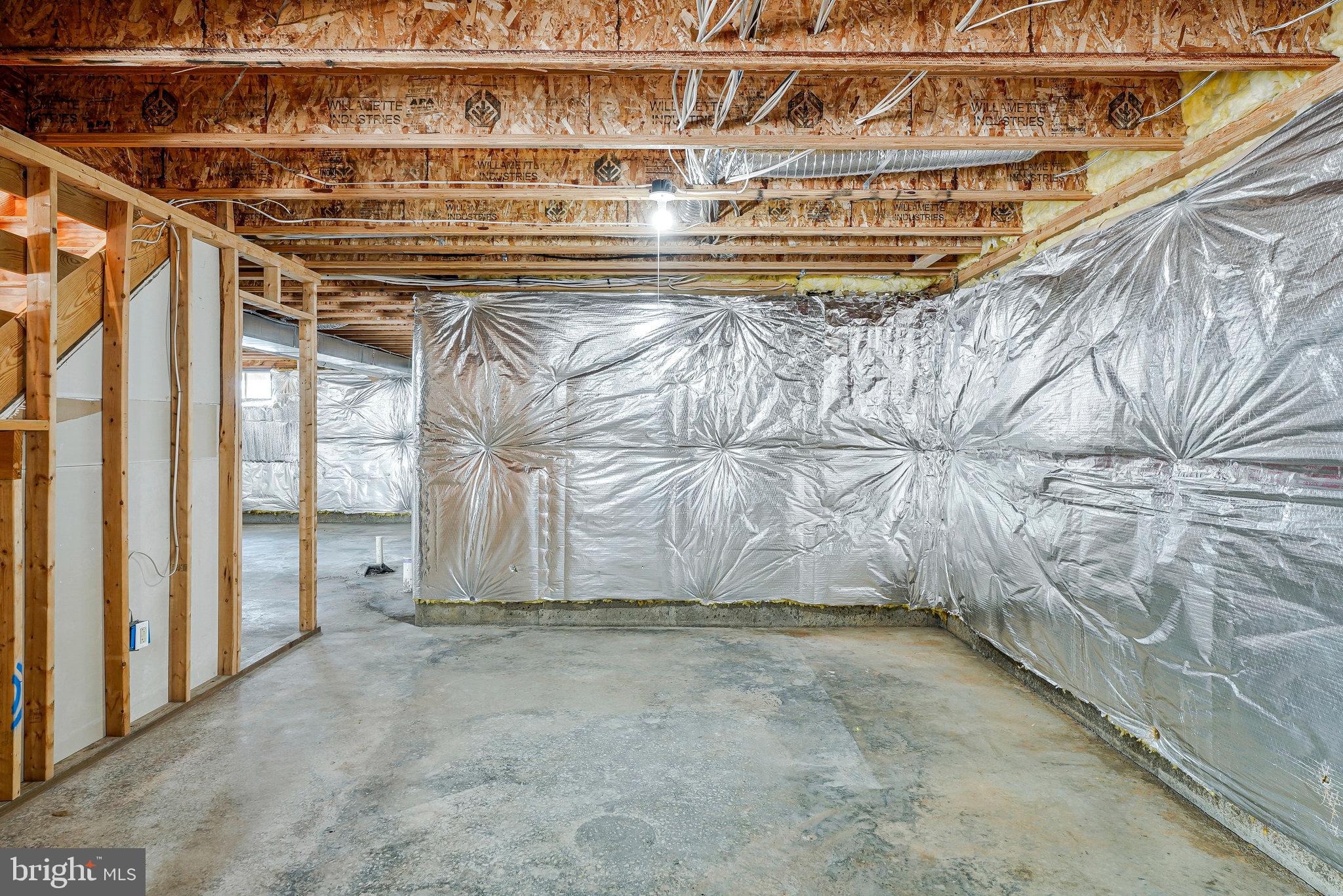 PALISADES POINTE - Residential