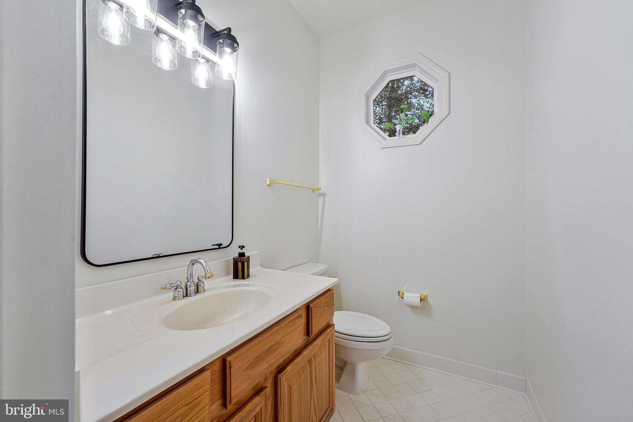 PALISADES POINTE - Residential