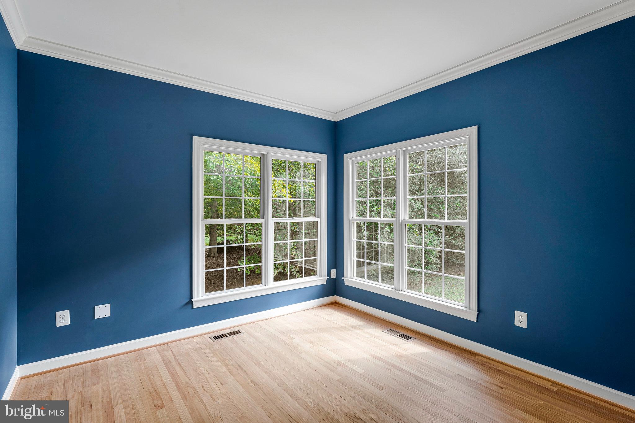 PALISADES POINTE - Residential