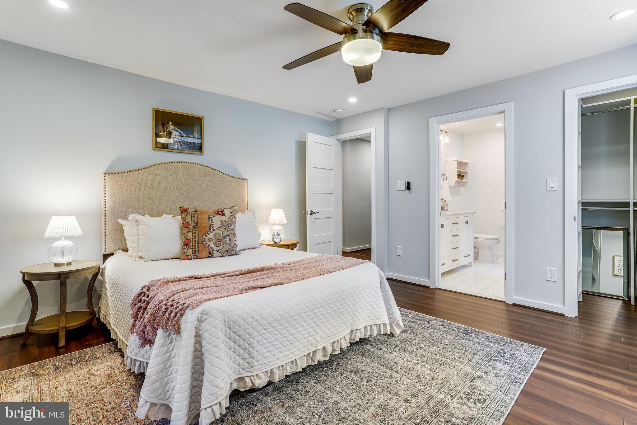 YACHT HAVEN ESTATES - Residential