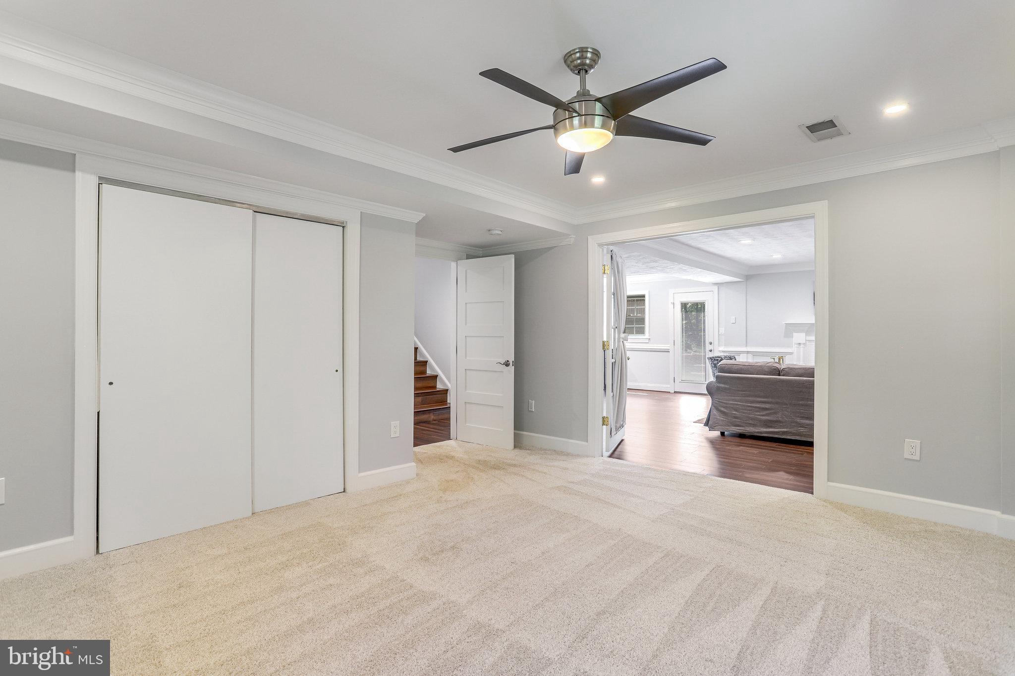 YACHT HAVEN ESTATES - Residential