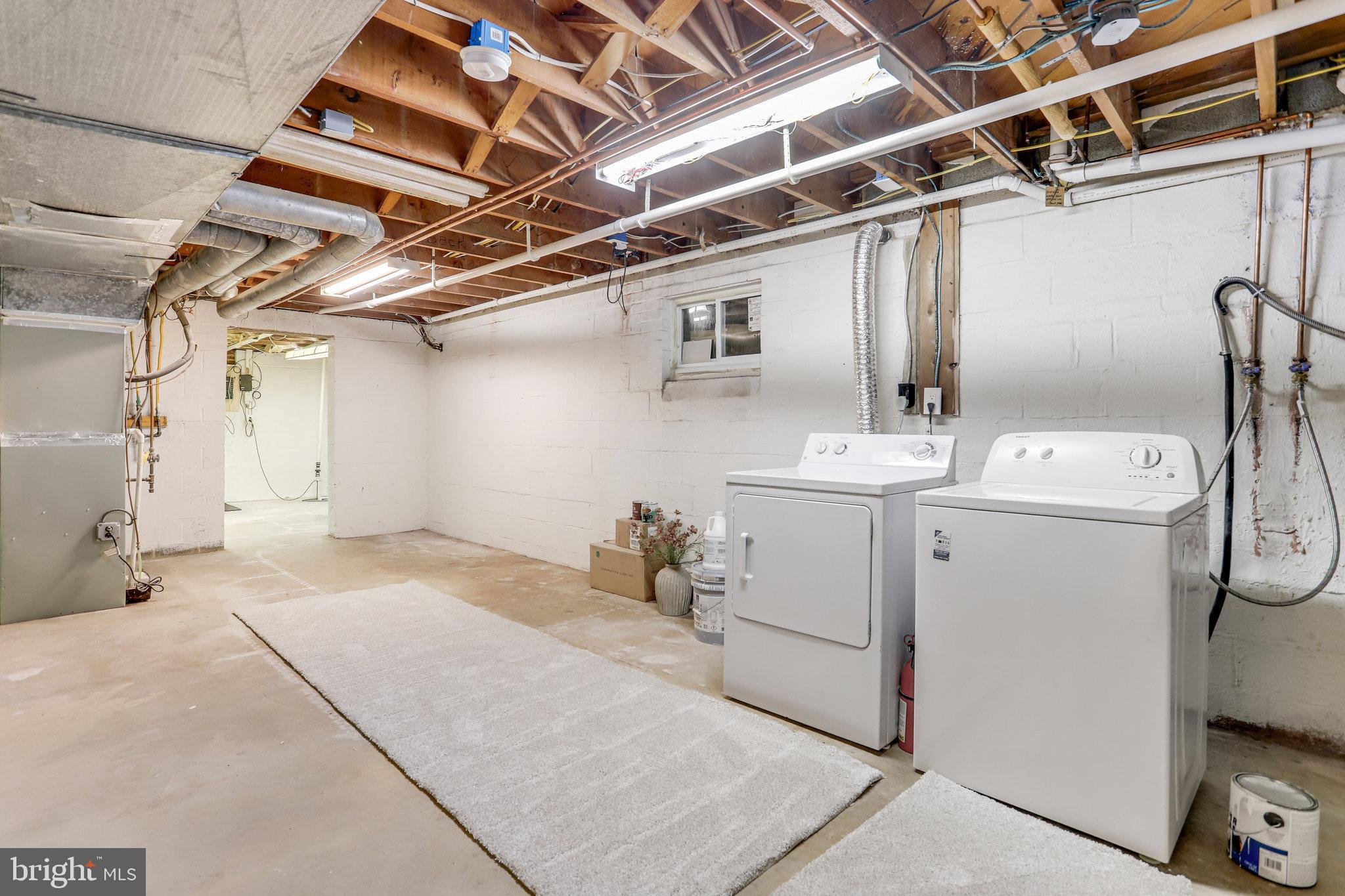 YACHT HAVEN ESTATES - Residential