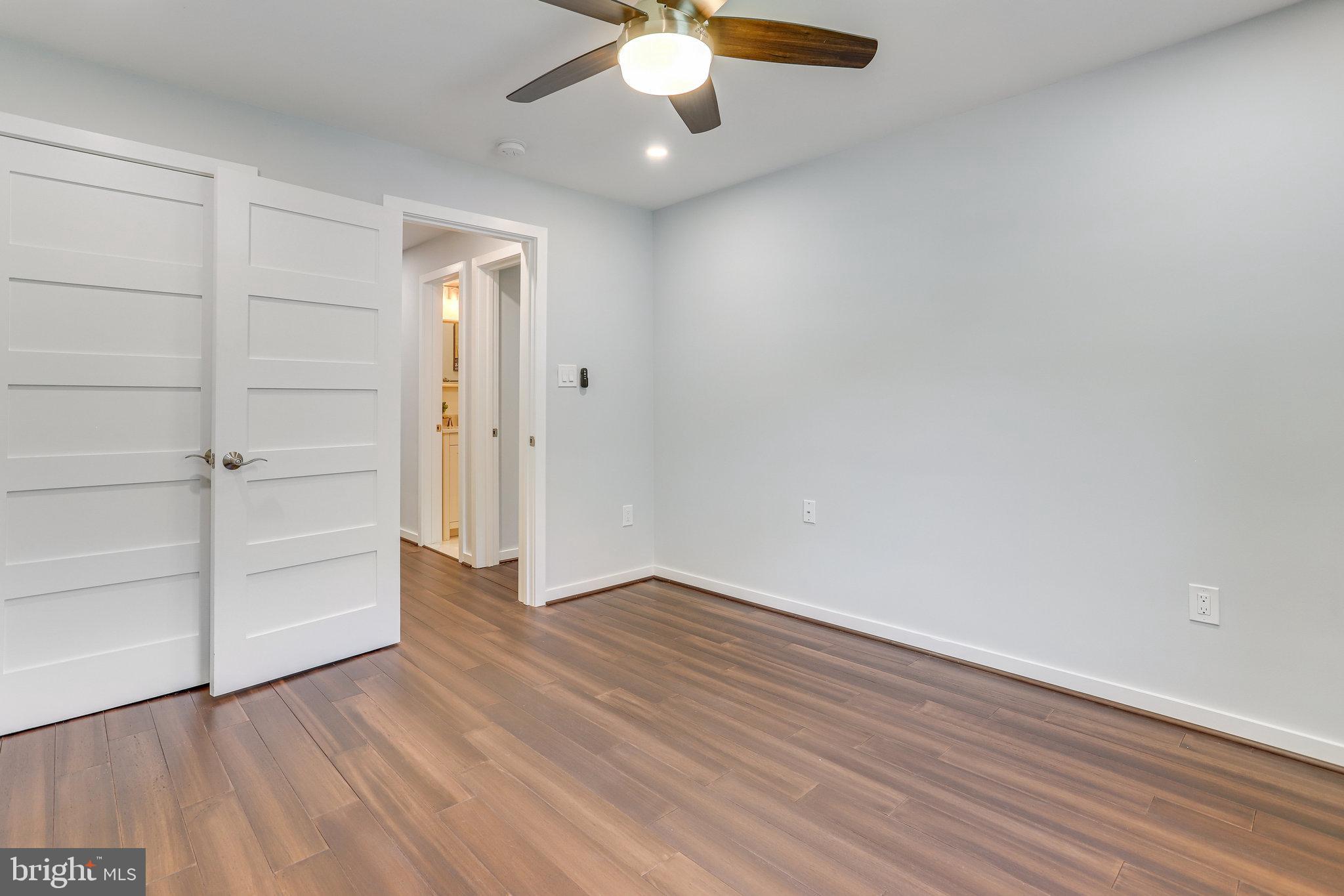 YACHT HAVEN ESTATES - Residential