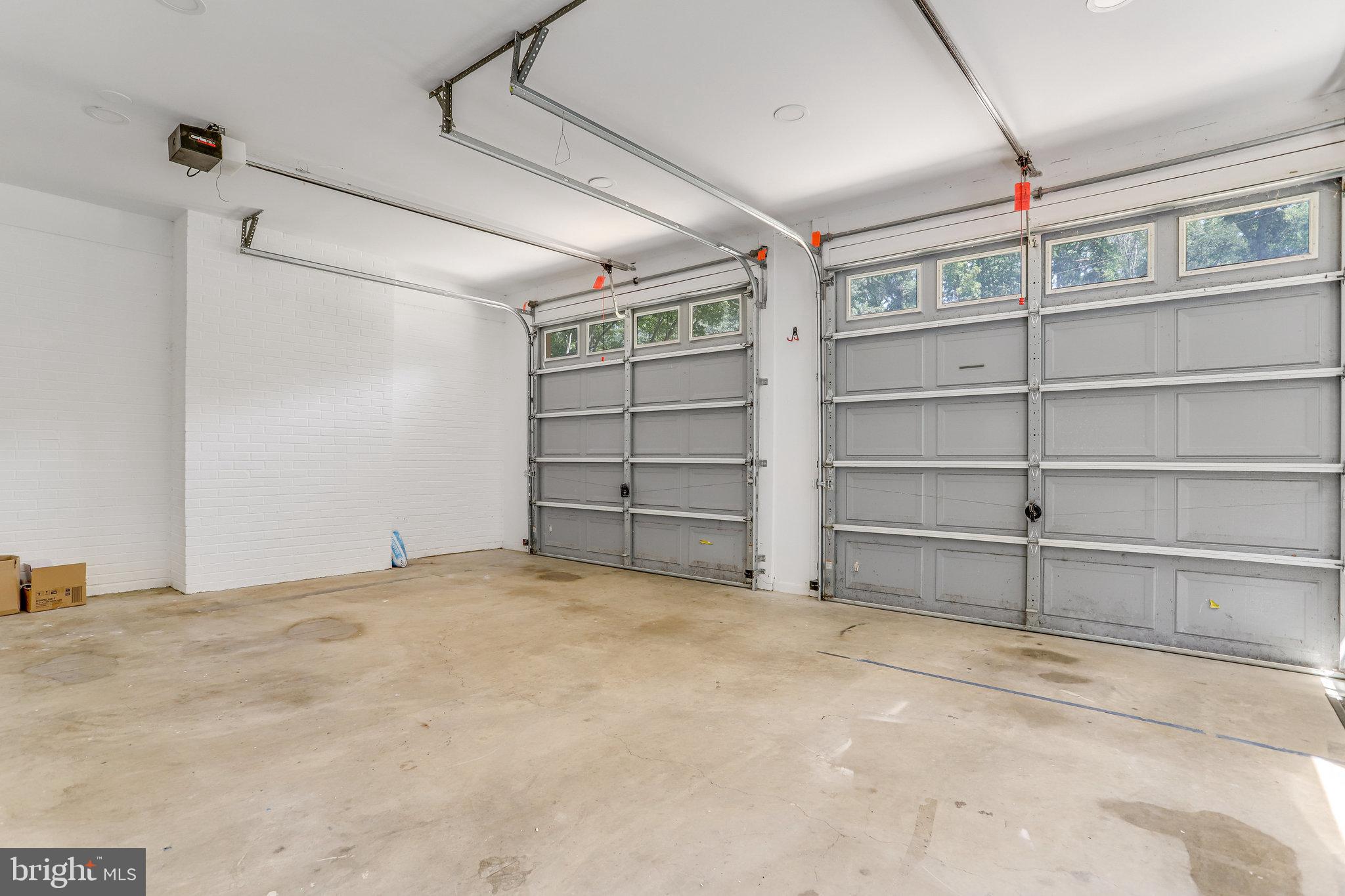 YACHT HAVEN ESTATES - Residential