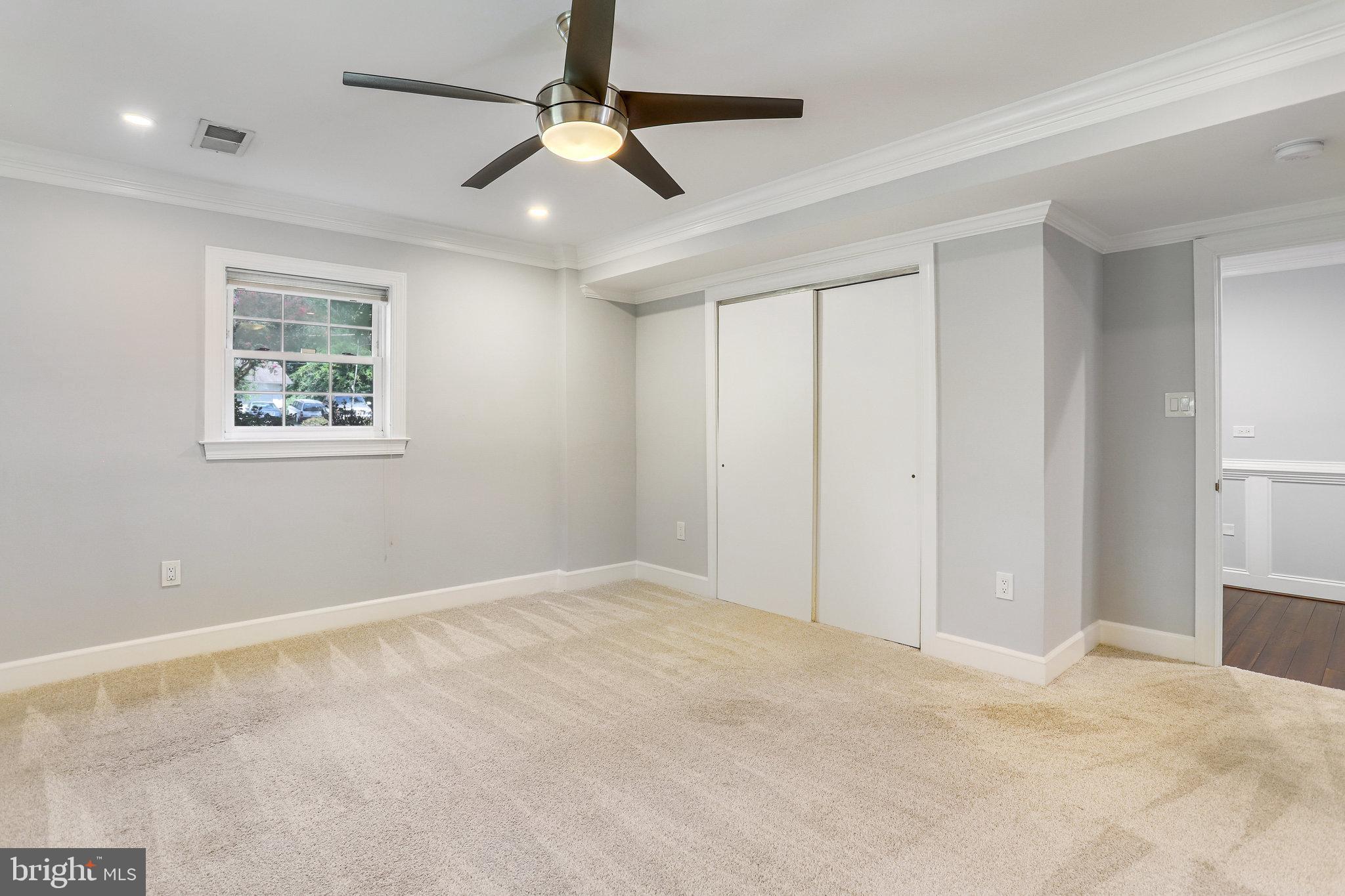 YACHT HAVEN ESTATES - Residential