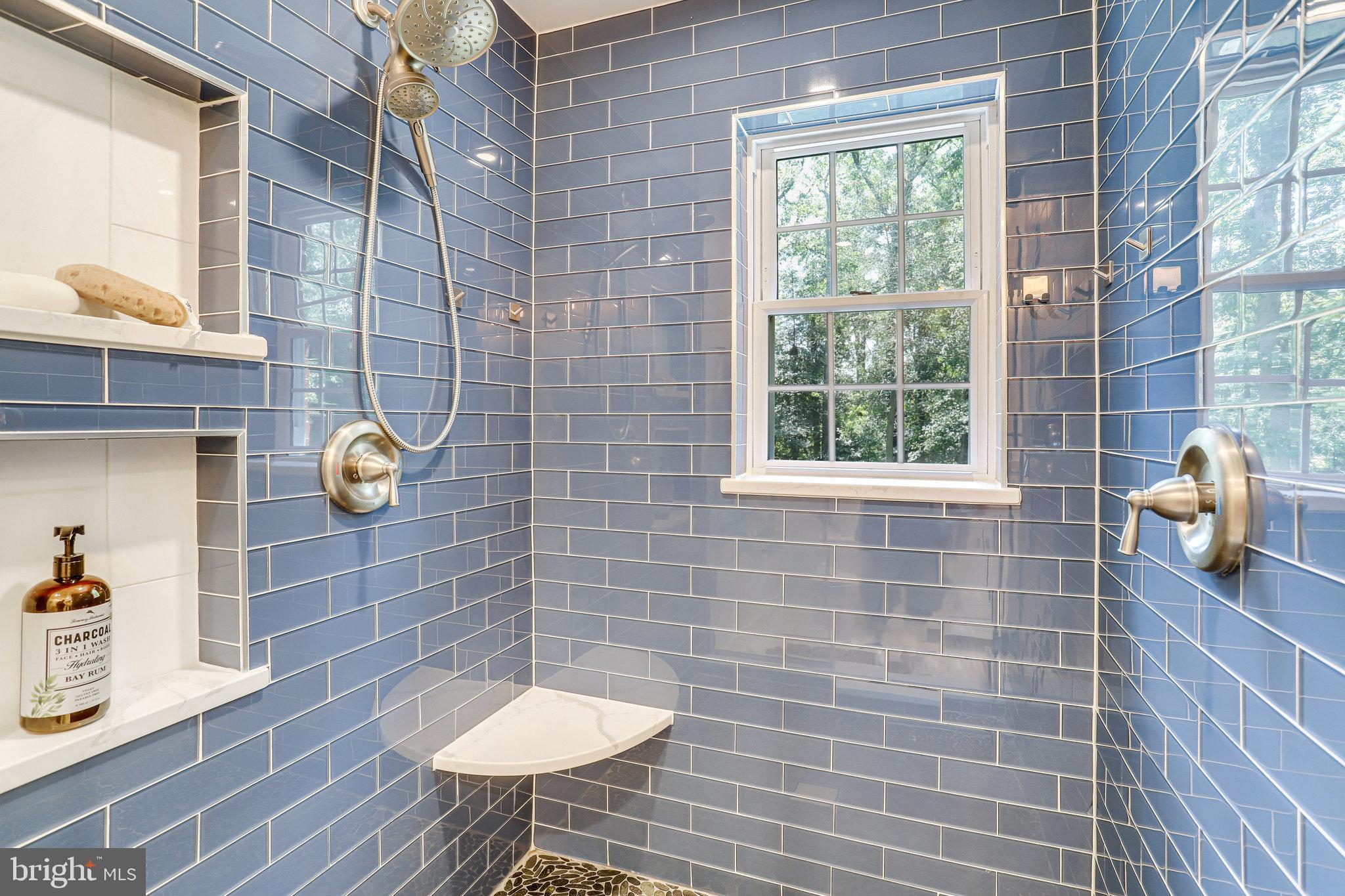 YACHT HAVEN ESTATES - Residential