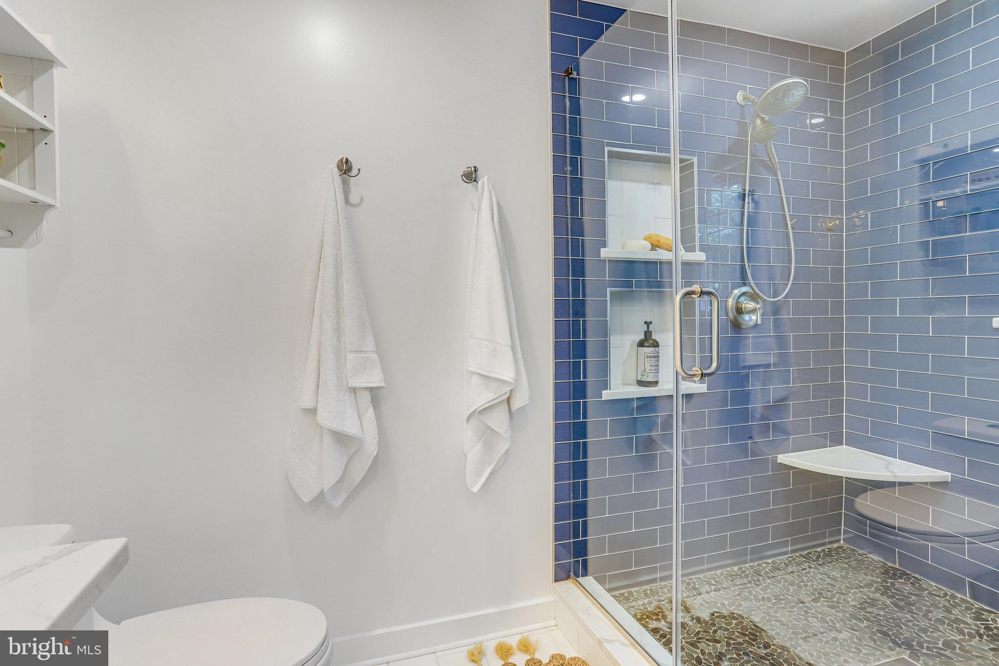 YACHT HAVEN ESTATES - Residential