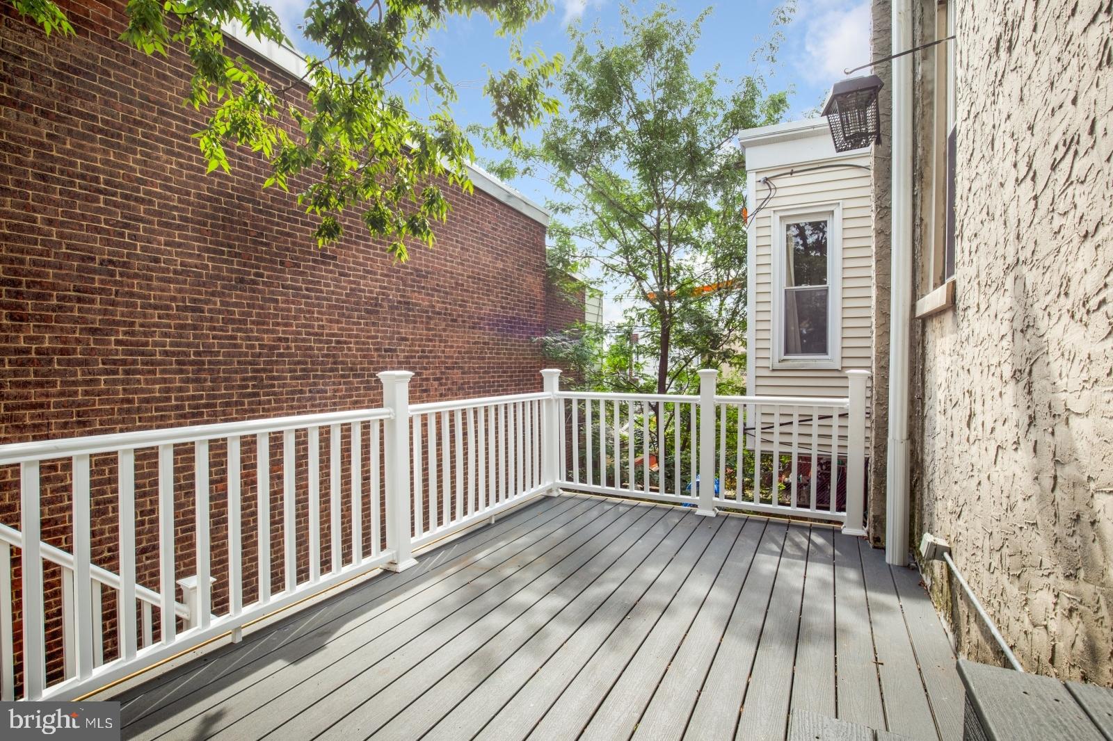 FISHTOWN - Residential Lease