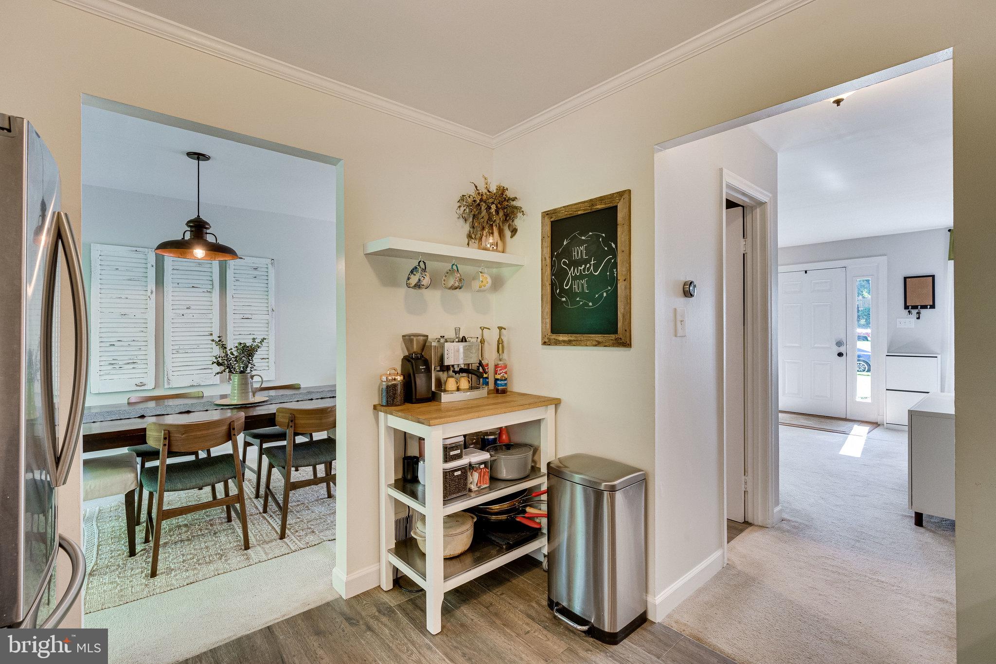 LONDON TOWNE - Residential