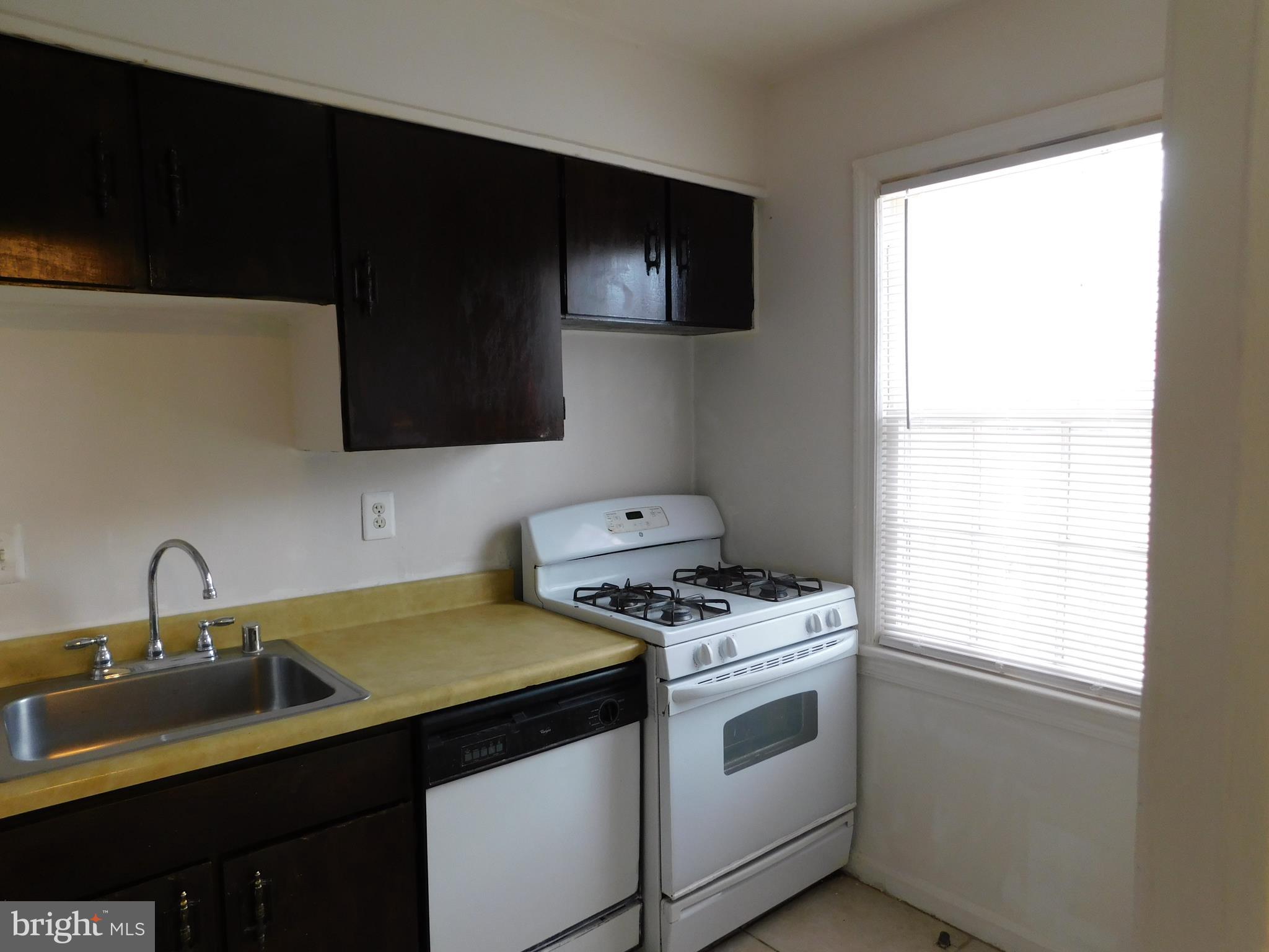 FREDERICK COURTS - Residential