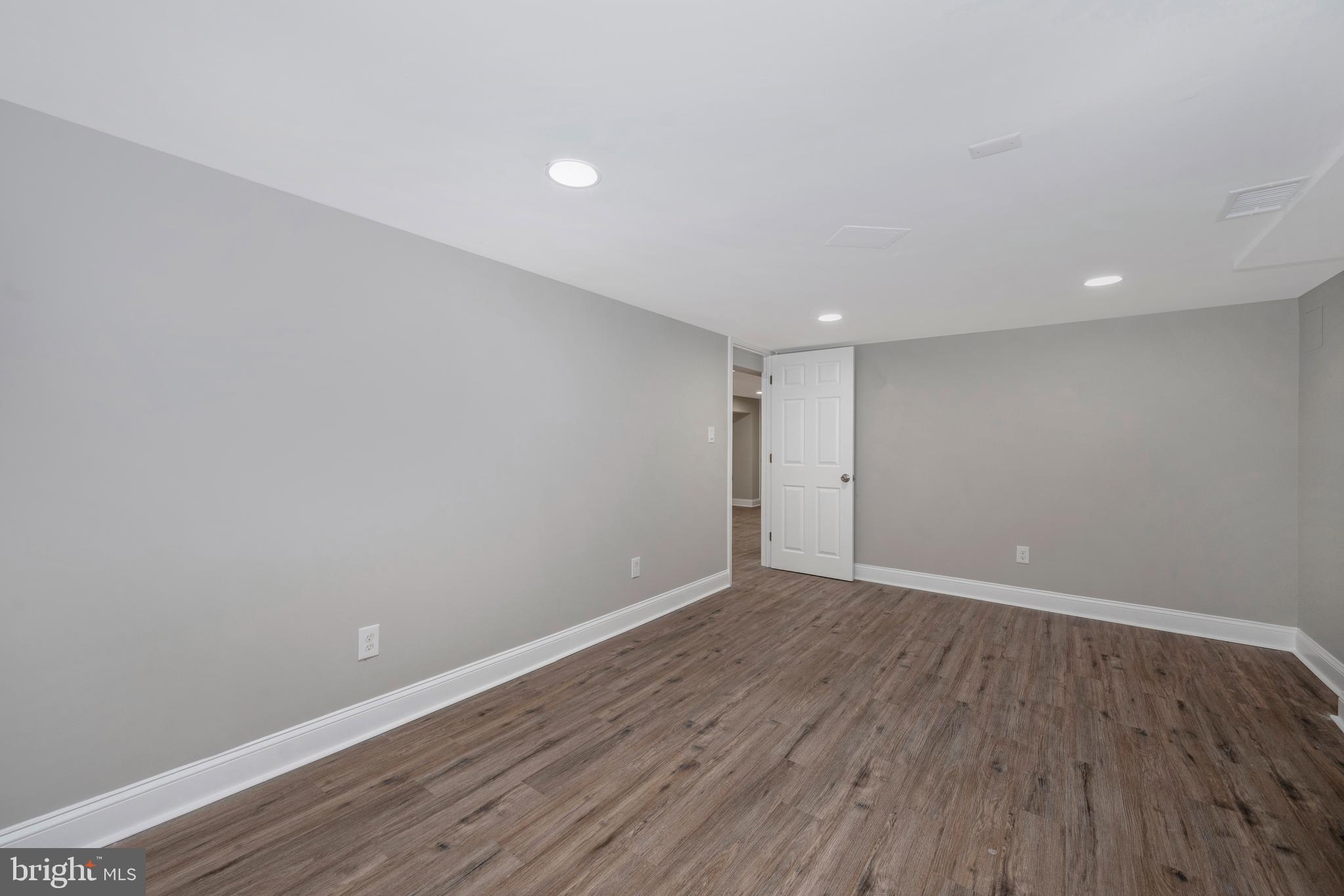 TOWSONVALE - Residential