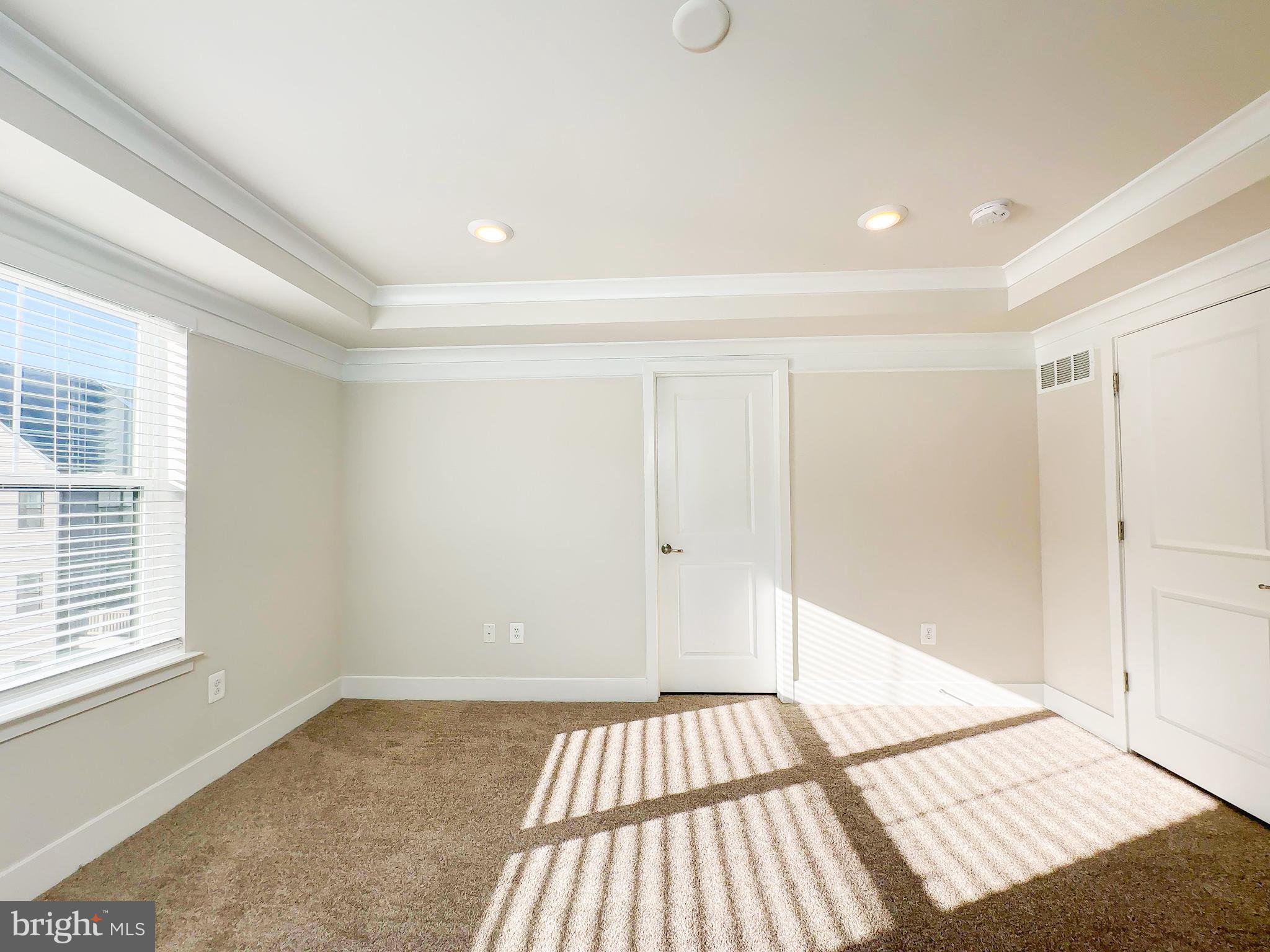 TANYARD SHORES - Residential