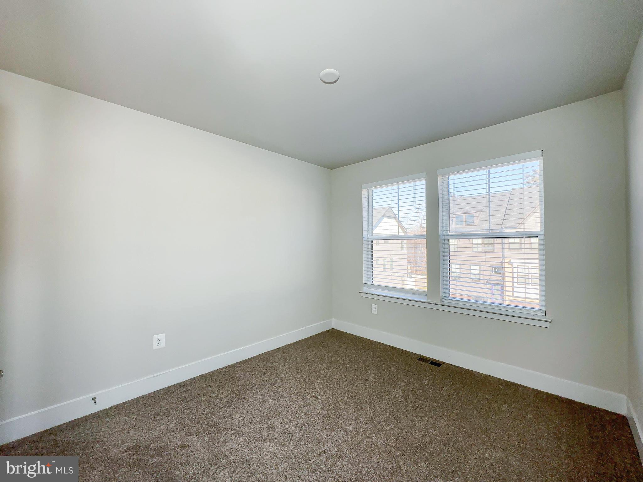 TANYARD SHORES - Residential