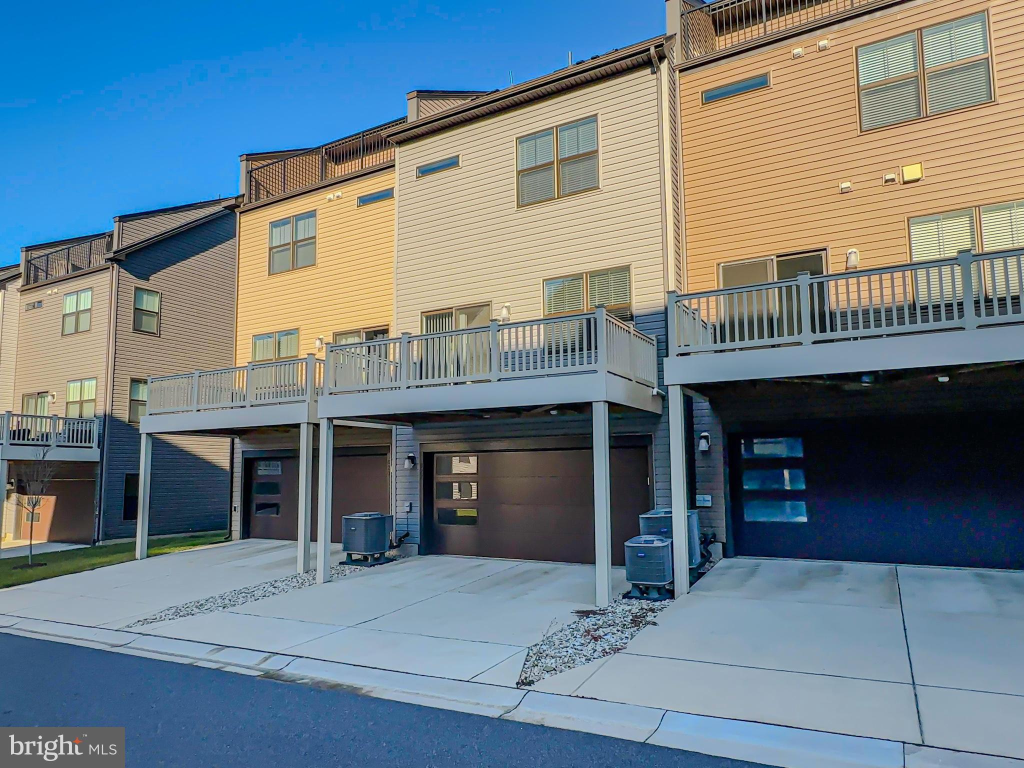 TANYARD SHORES - Residential