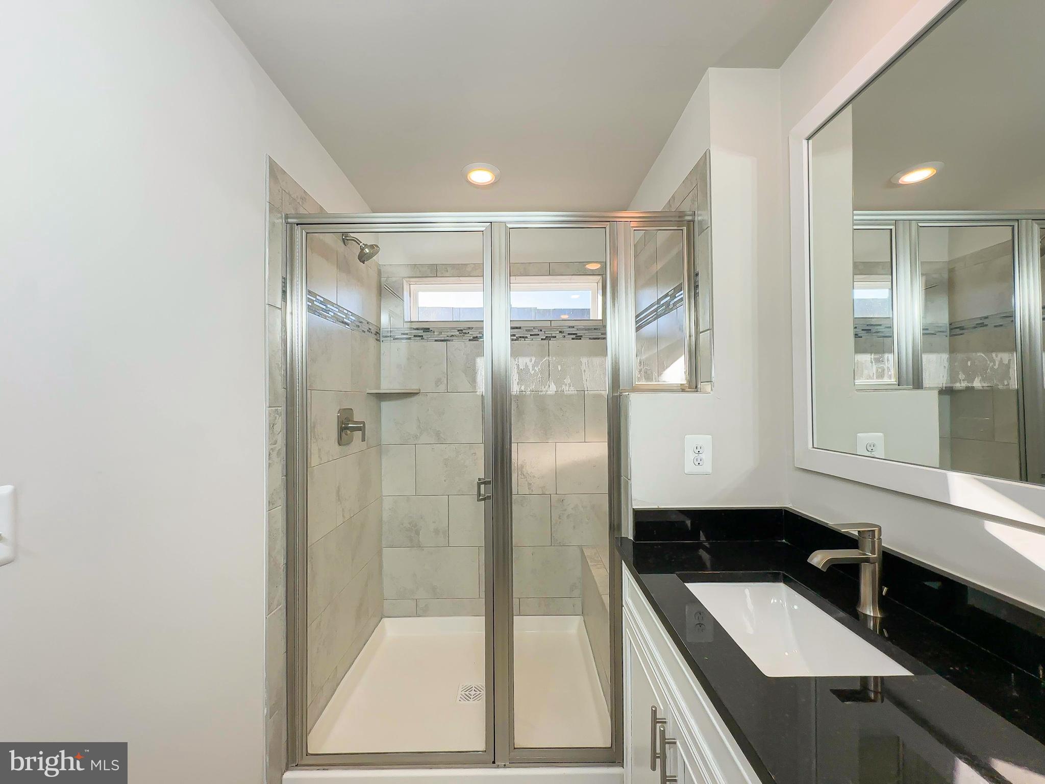 TANYARD SHORES - Residential