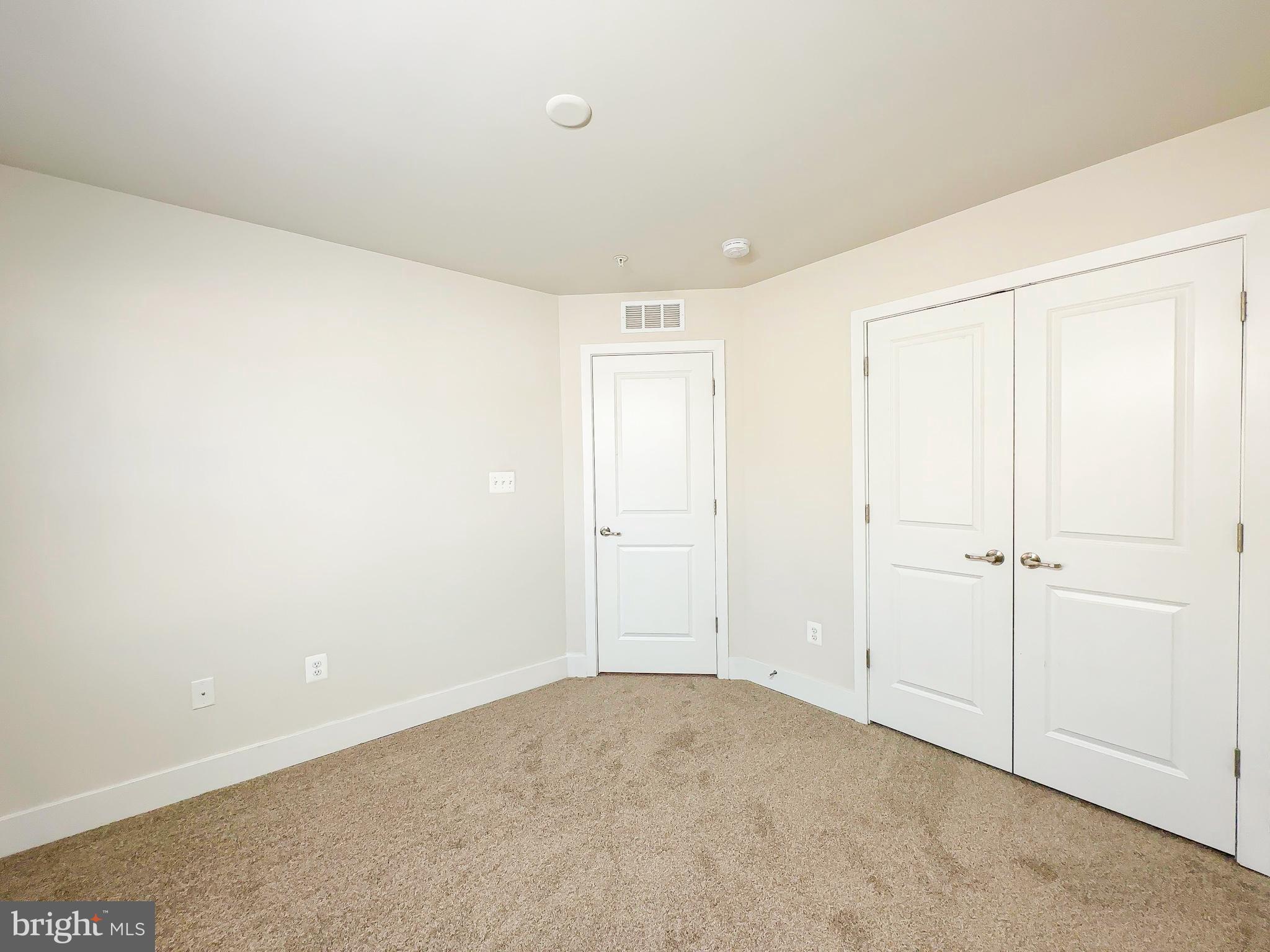 TANYARD SHORES - Residential