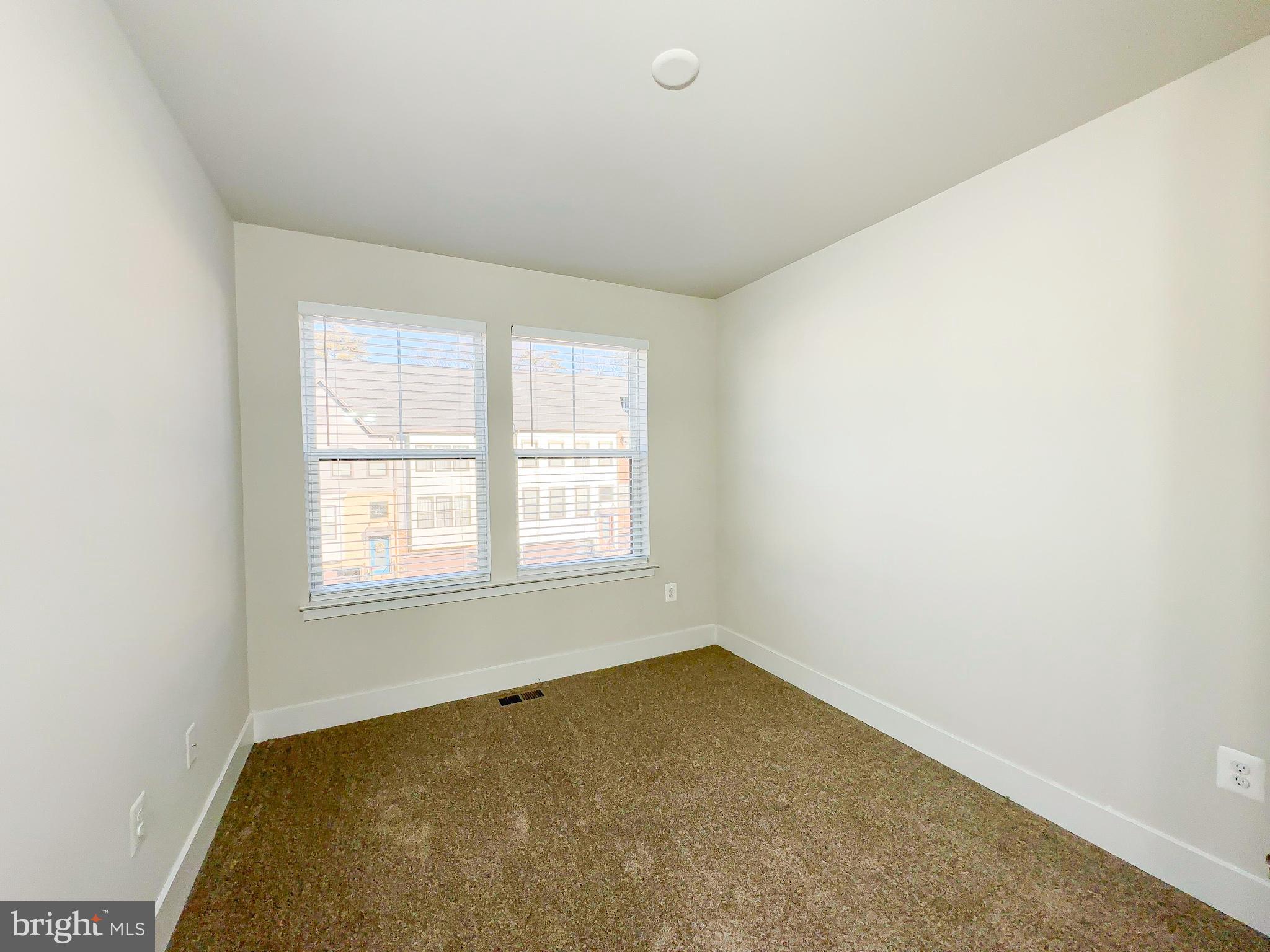 TANYARD SHORES - Residential