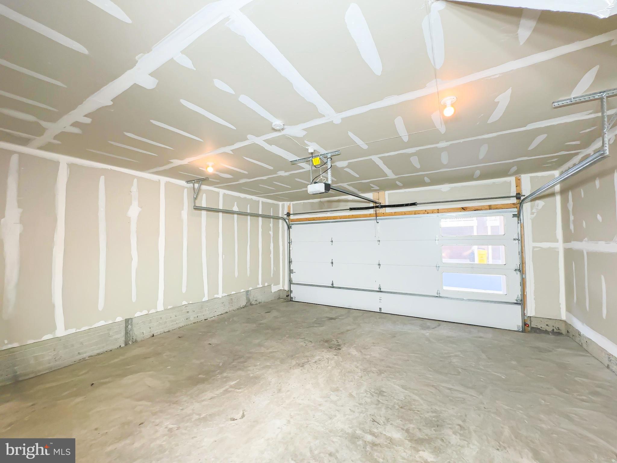 TANYARD SHORES - Residential