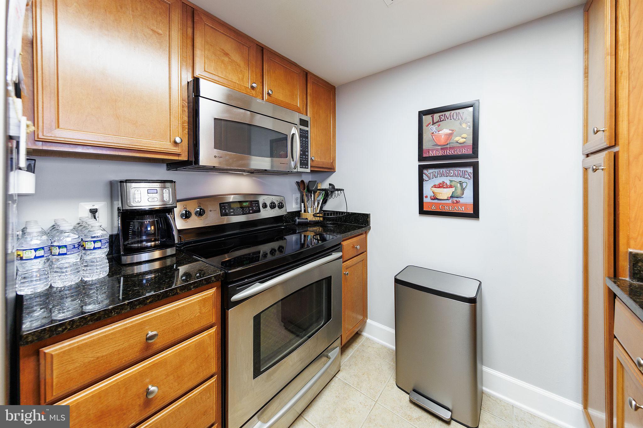 CARLTON HOUSE - Residential