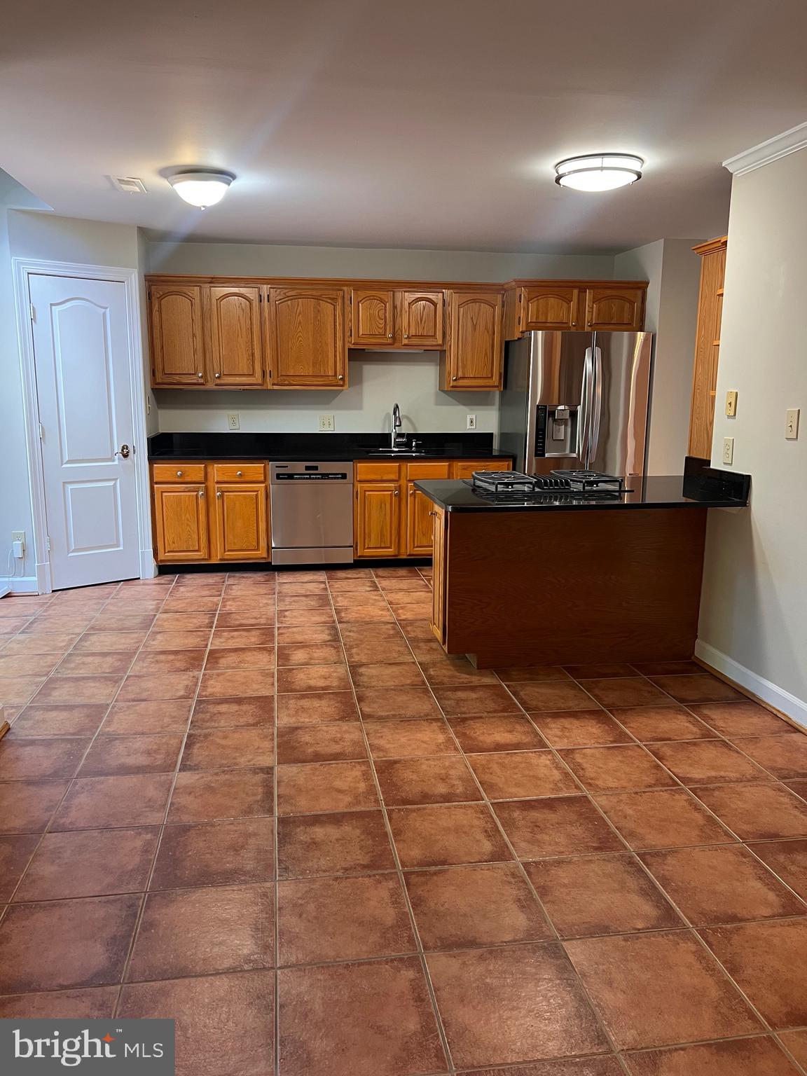 8112 MADRILLON COURT