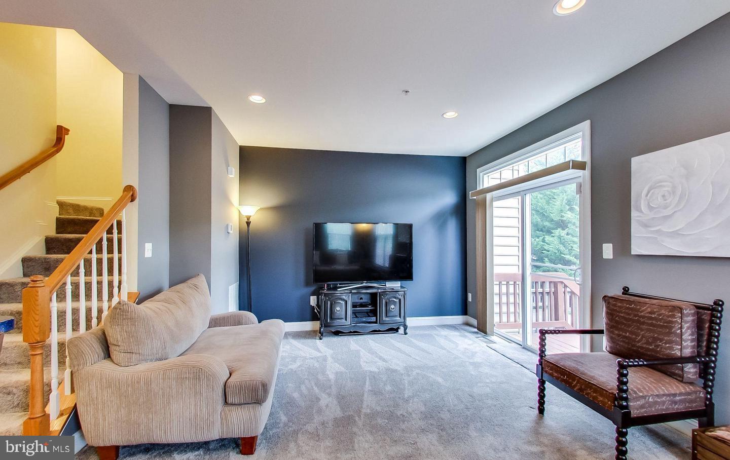 3928 BRYANT PARK CIRCLE