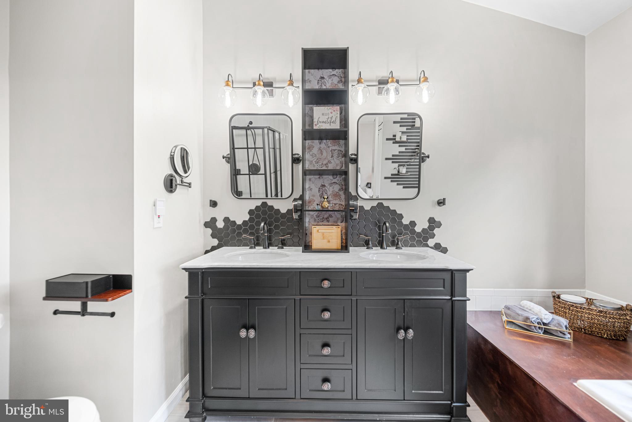 HUNTLEY MEADOWS - Residential