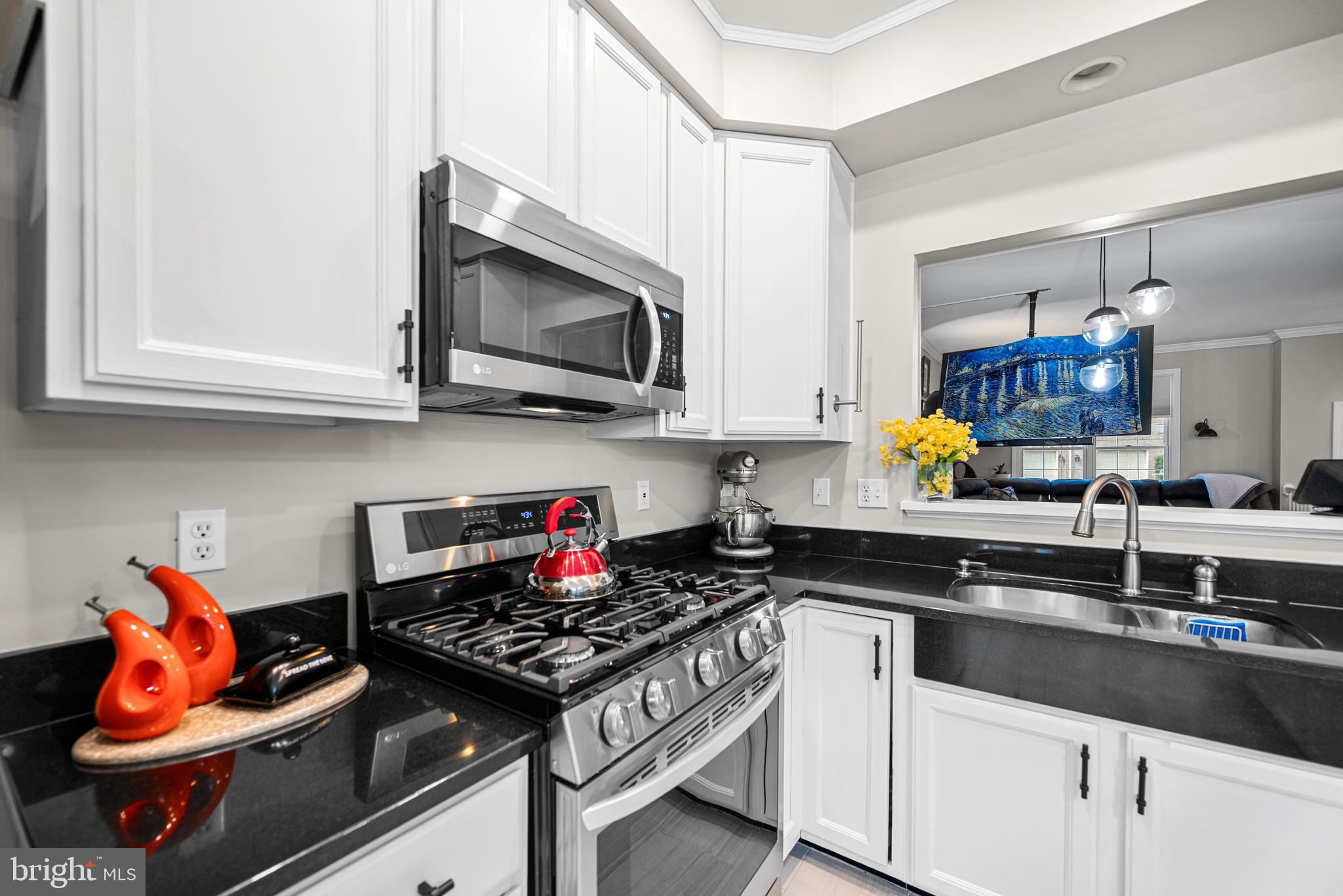 HUNTLEY MEADOWS - Residential