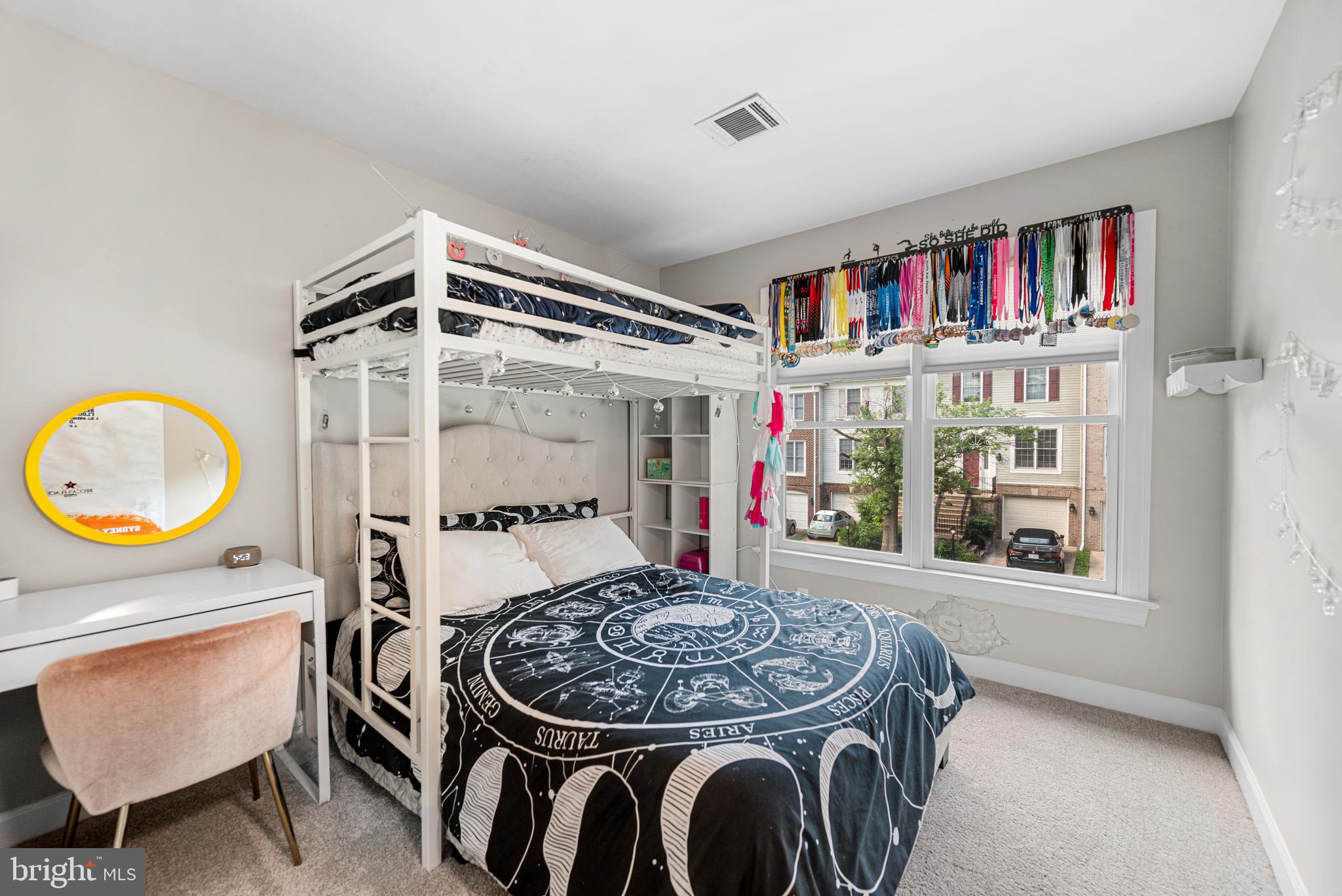 HUNTLEY MEADOWS - Residential