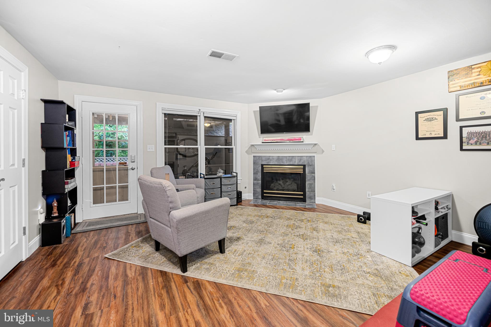 HUNTLEY MEADOWS - Residential