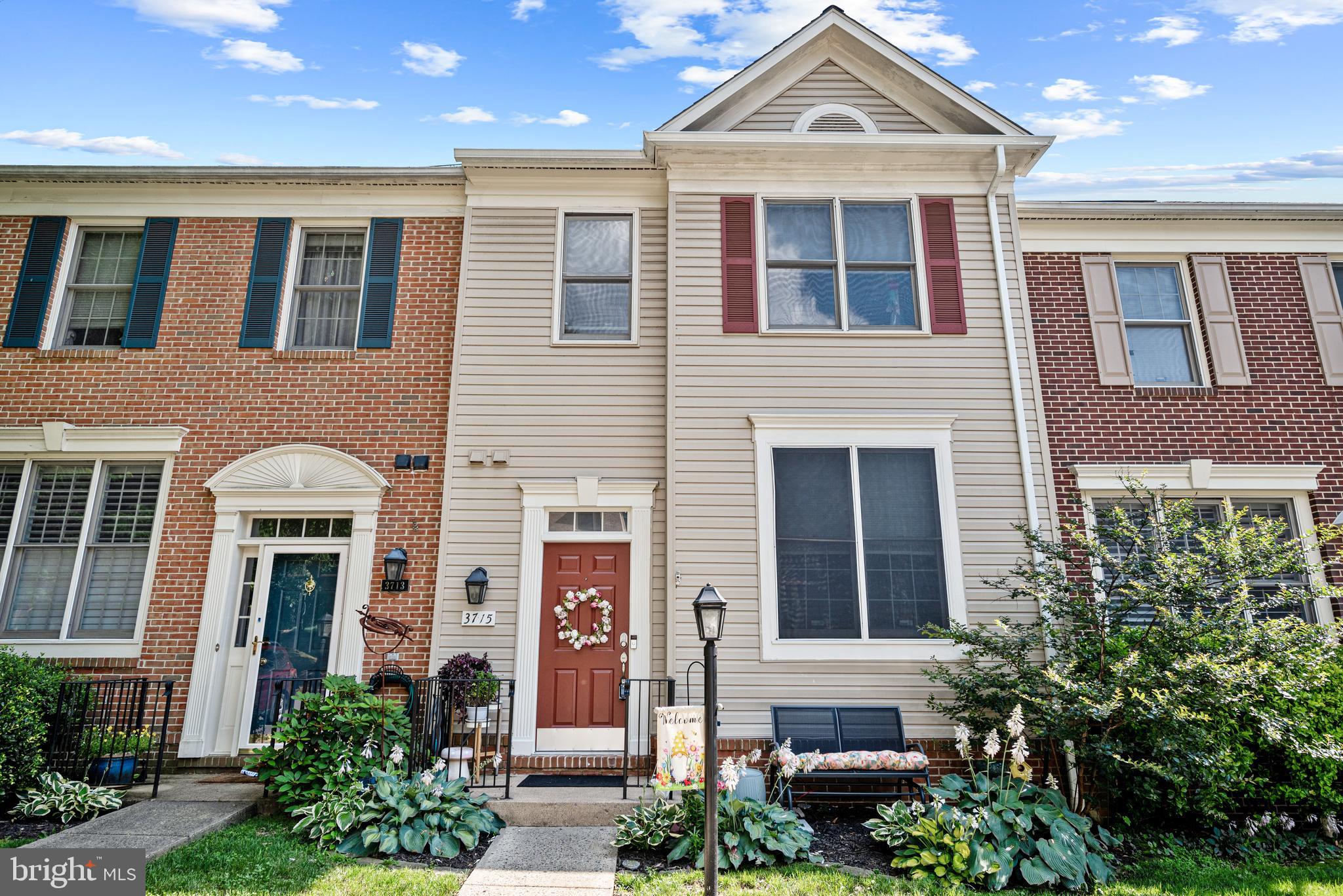 HUNTLEY MEADOWS - Residential