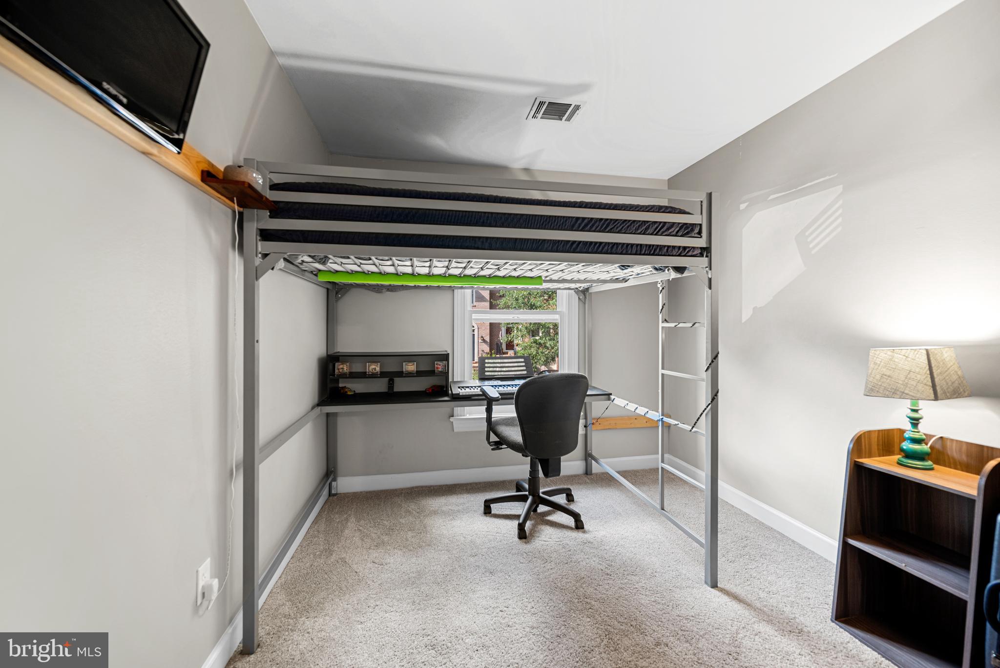 HUNTLEY MEADOWS - Residential