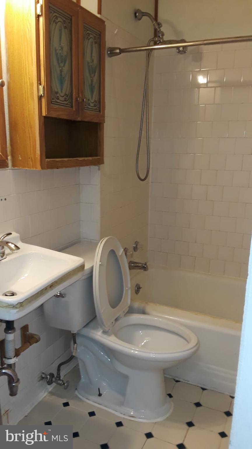 ALLENDALE - Residential Lease
