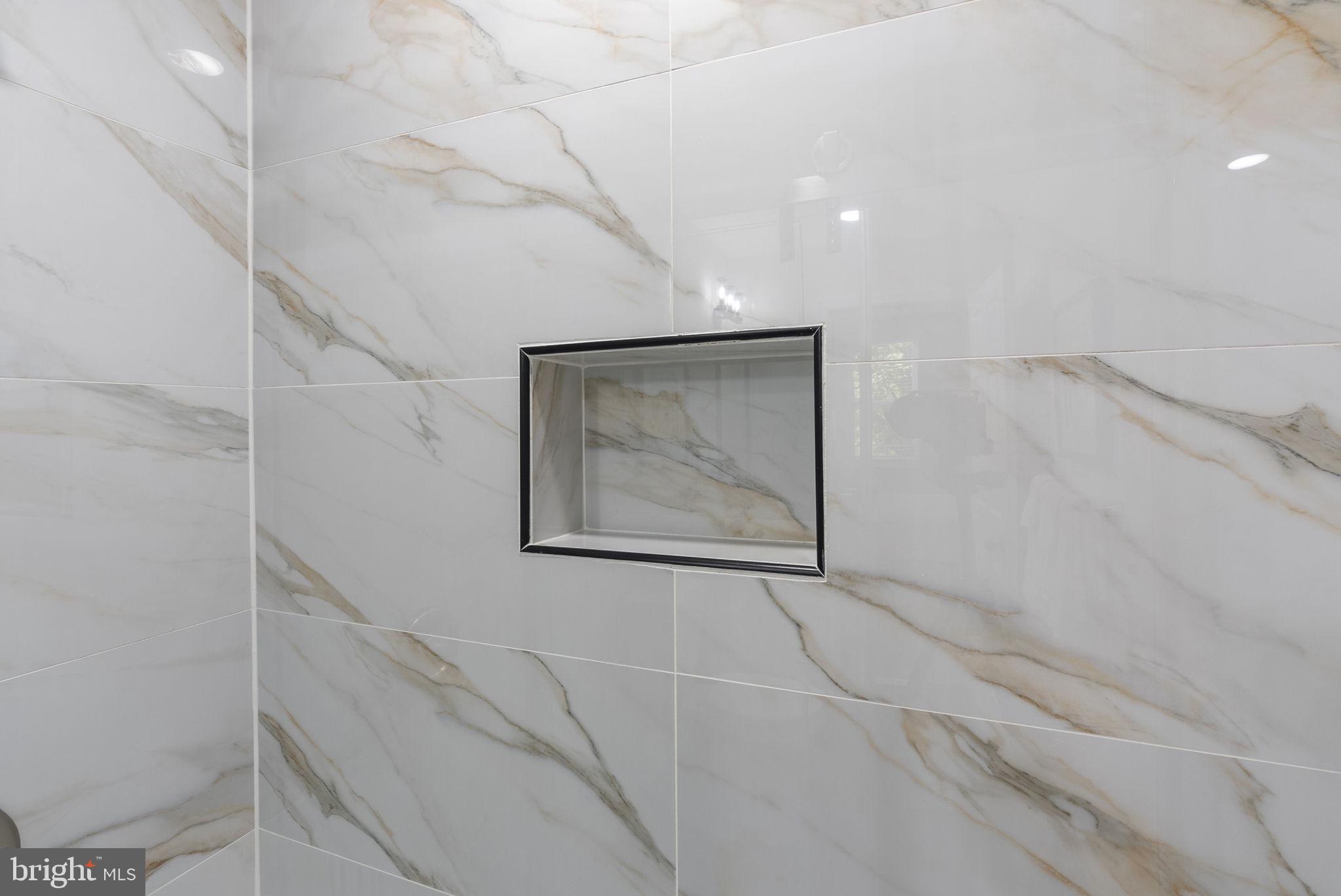 MCELDERRY PARK - Residential Lease